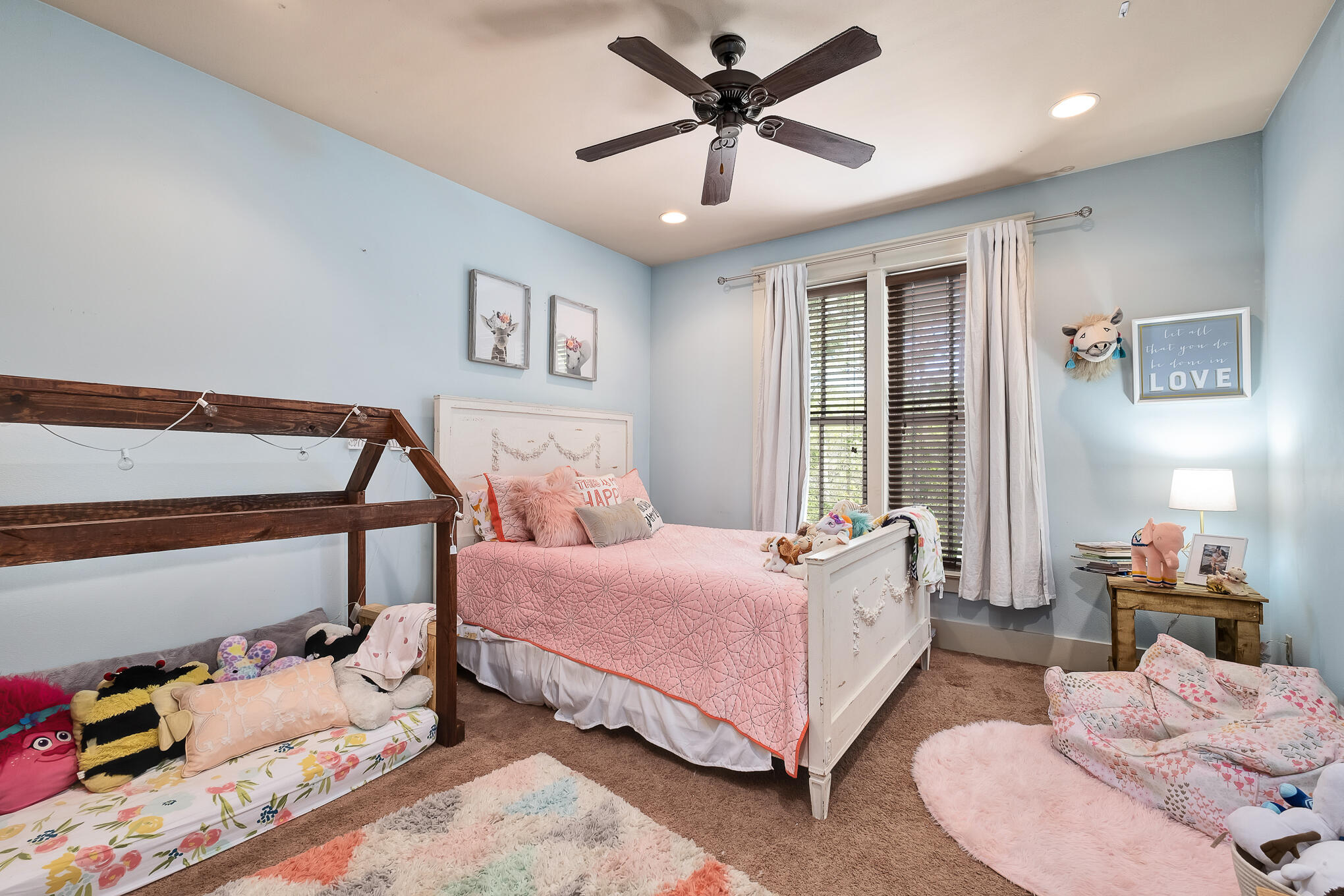 GRAYTON BEACH VILLAGE SQUARE - Residential