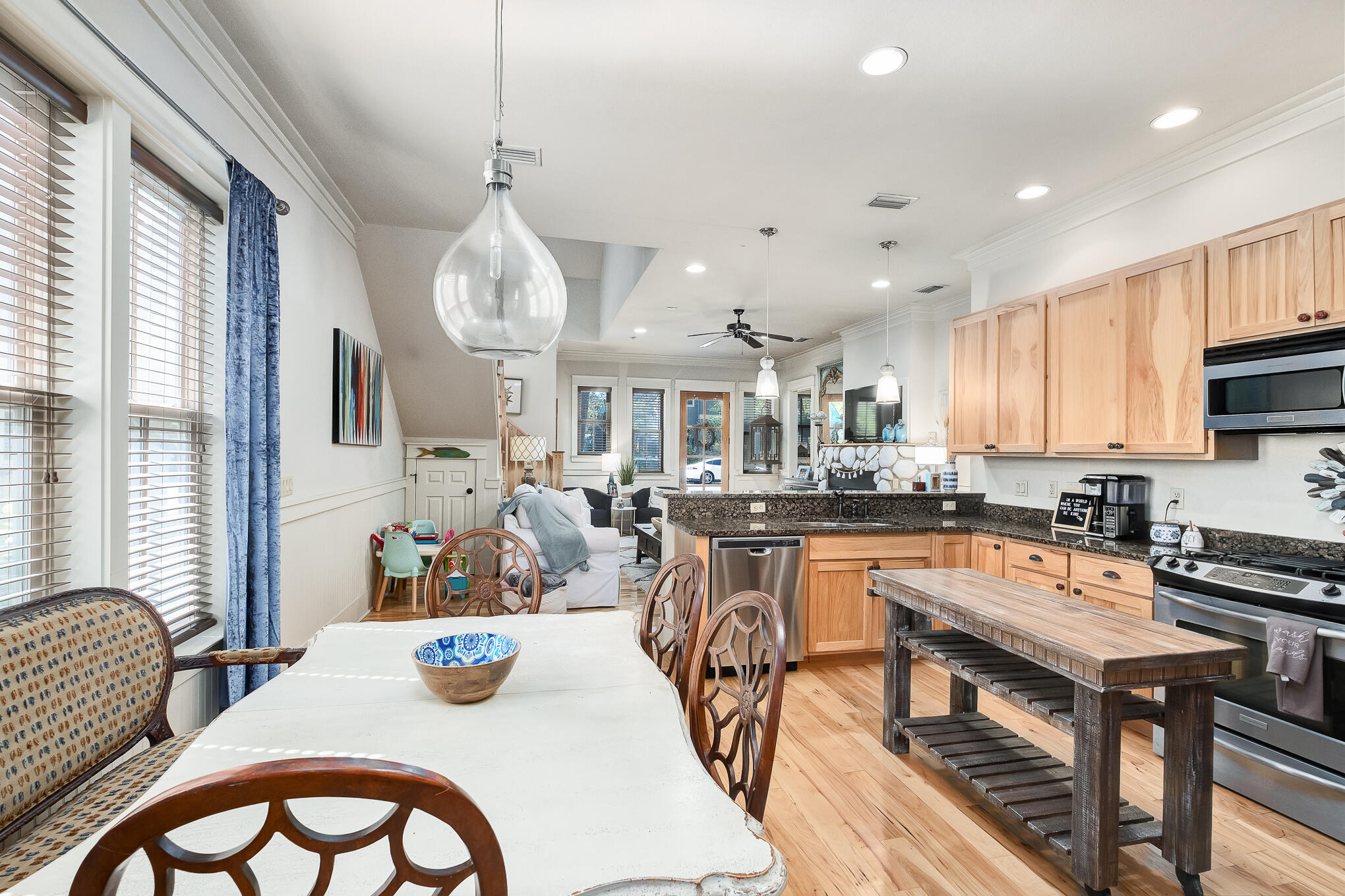 GRAYTON BEACH VILLAGE SQUARE - Residential