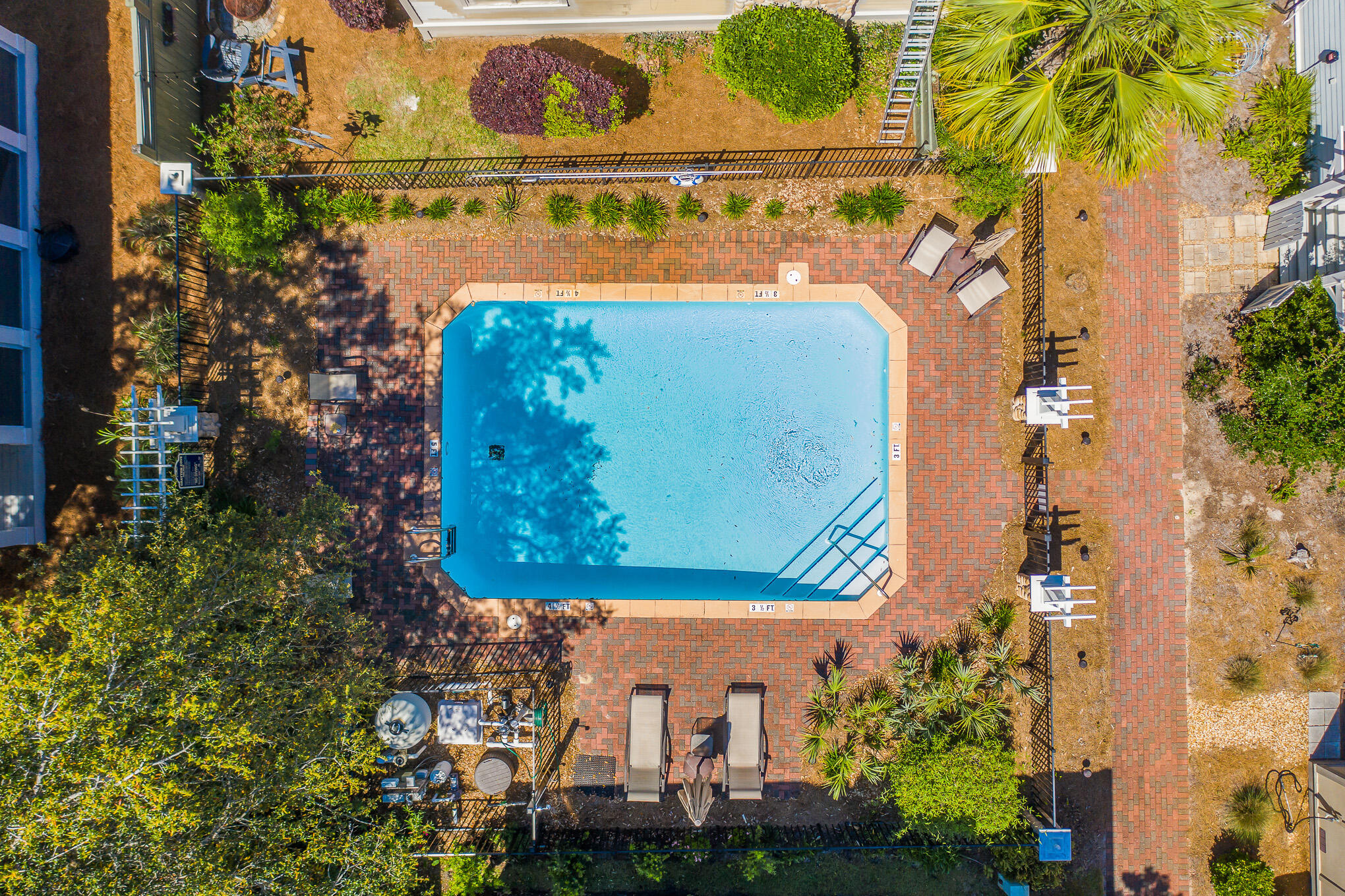 GRAYTON BEACH VILLAGE SQUARE - Residential