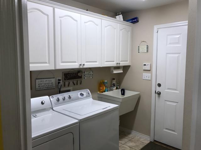 TWIN LAKE ESTATES - Residential