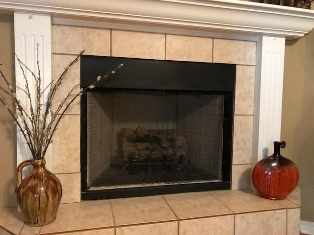 TWIN LAKE ESTATES - Residential