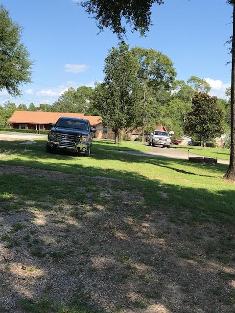 TWIN LAKE ESTATES - Residential