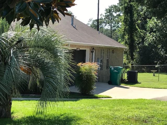 TWIN LAKE ESTATES - Residential