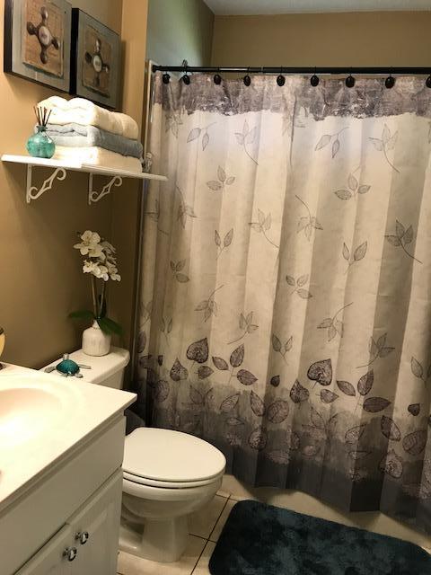 TWIN LAKE ESTATES - Residential