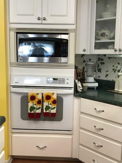 TWIN LAKE ESTATES - Residential