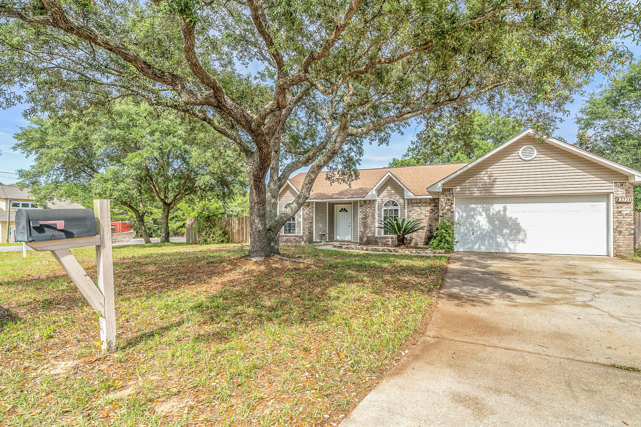 COUNTRY BREEZE ESTATES - Residential