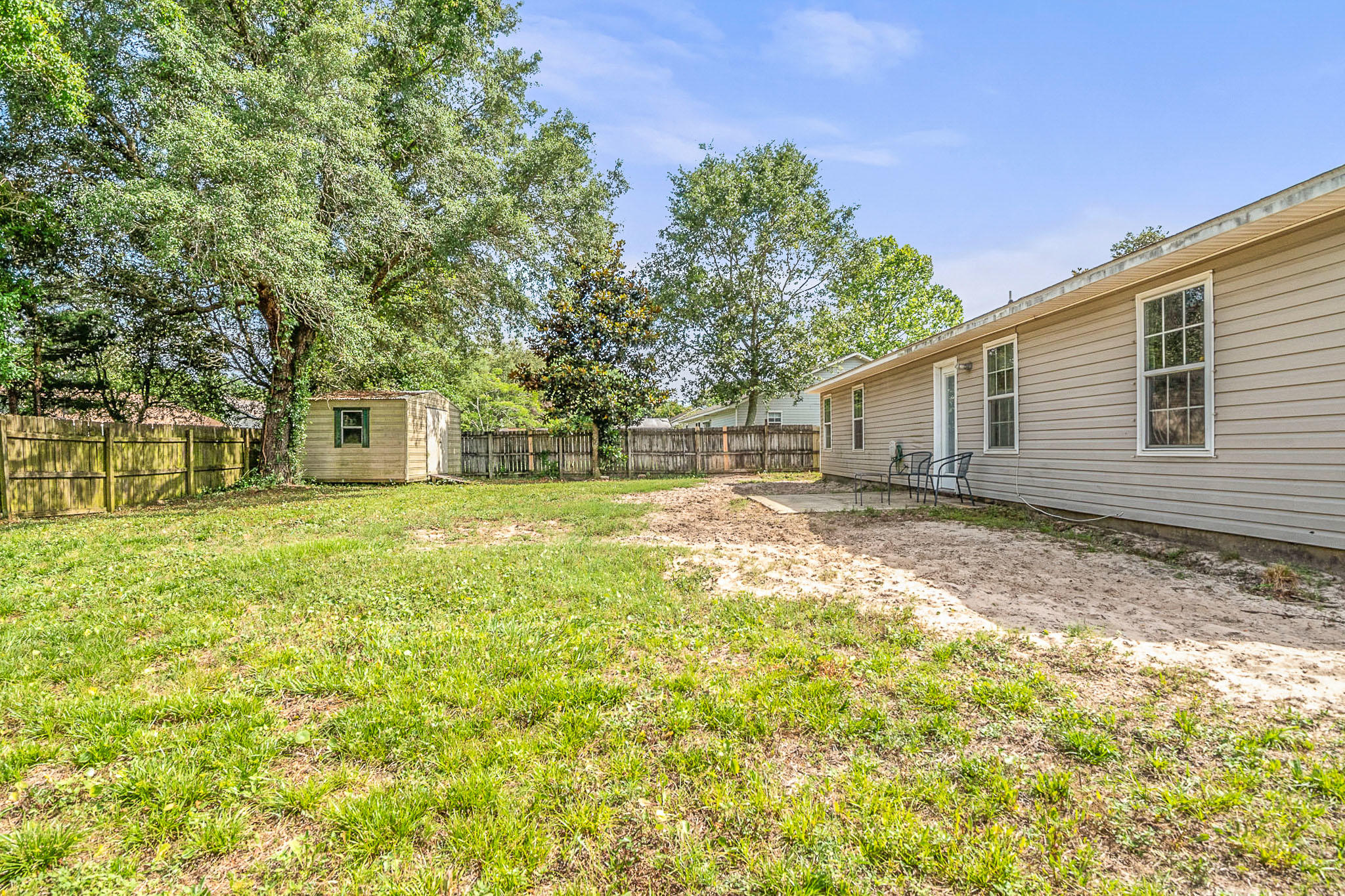 COUNTRY BREEZE ESTATES - Residential