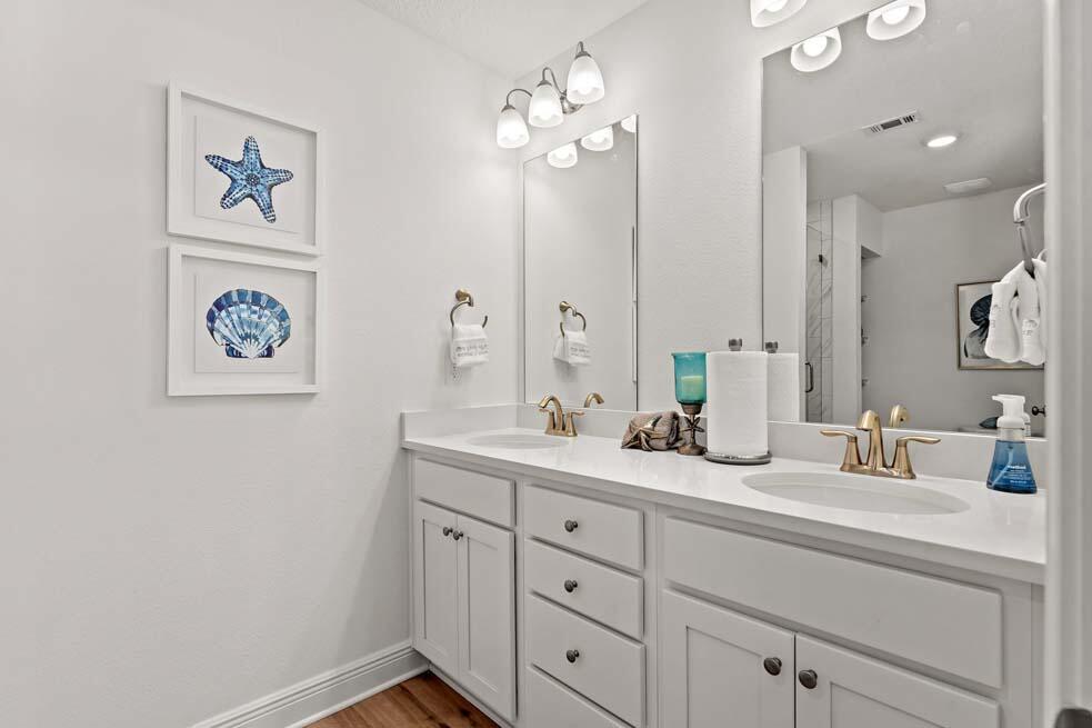 Harbor Place Townhomes - Residential