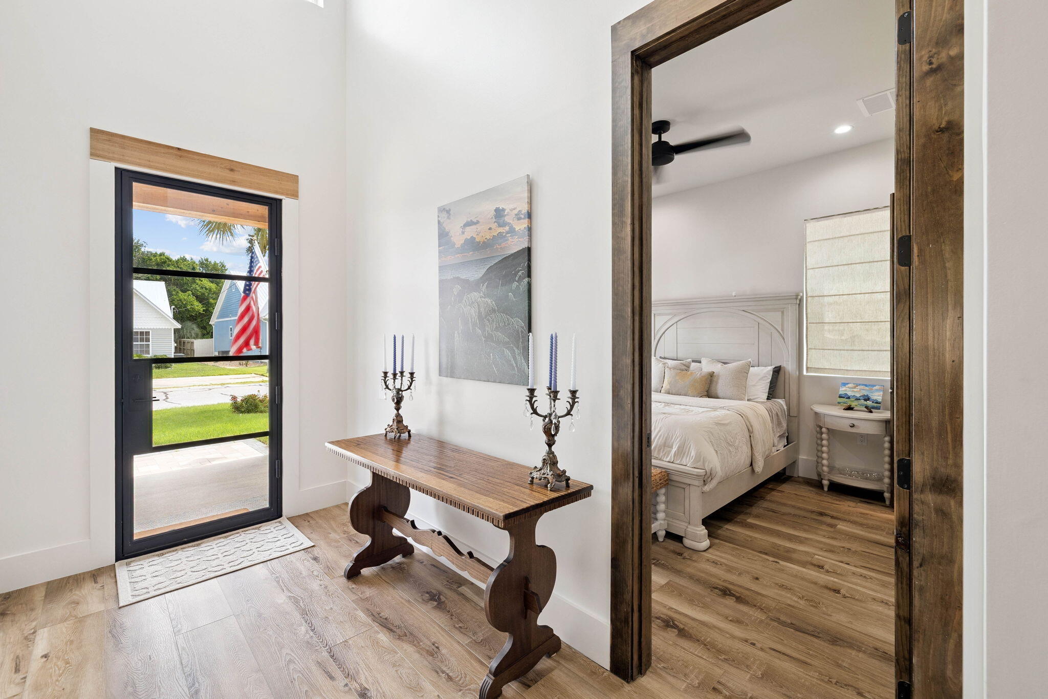 LAGUNA BEACH - Residential
