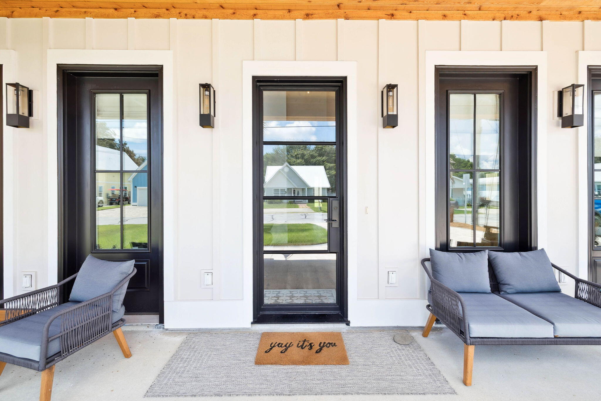 LAGUNA BEACH - Residential