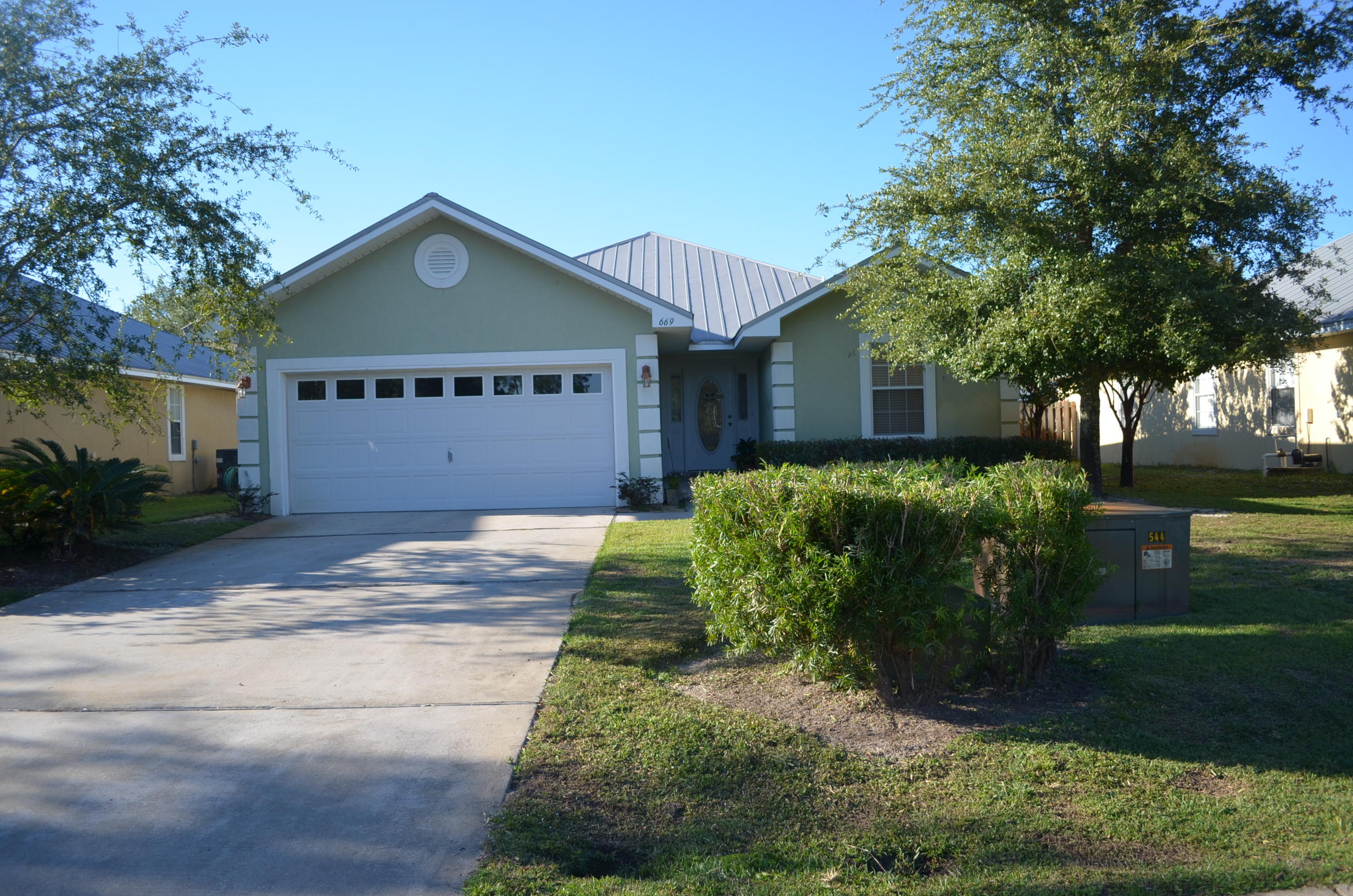 DRIFTWOOD ESTATES - Residential