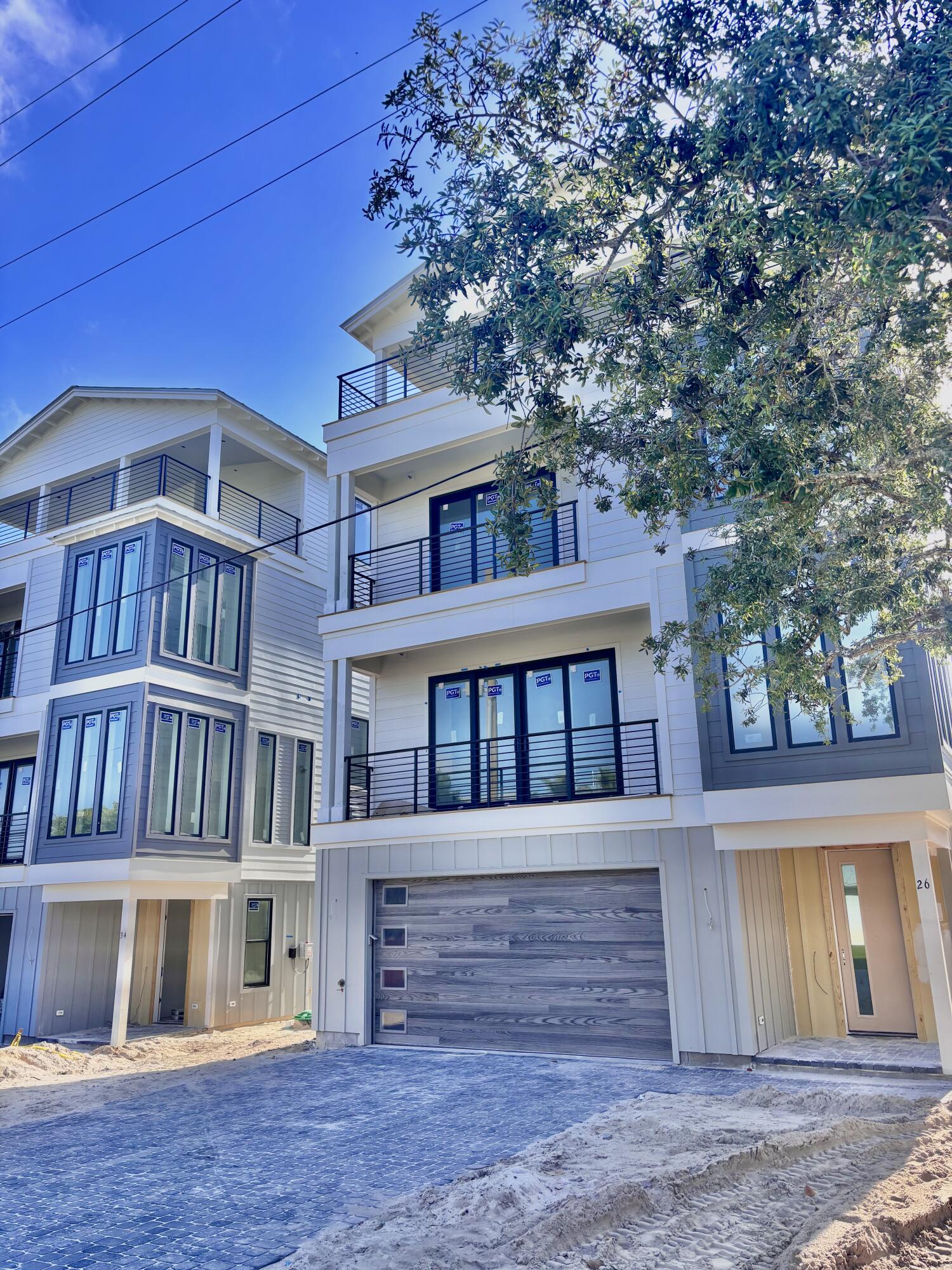 BLUE MOUNTAIN ESTATES - Residential