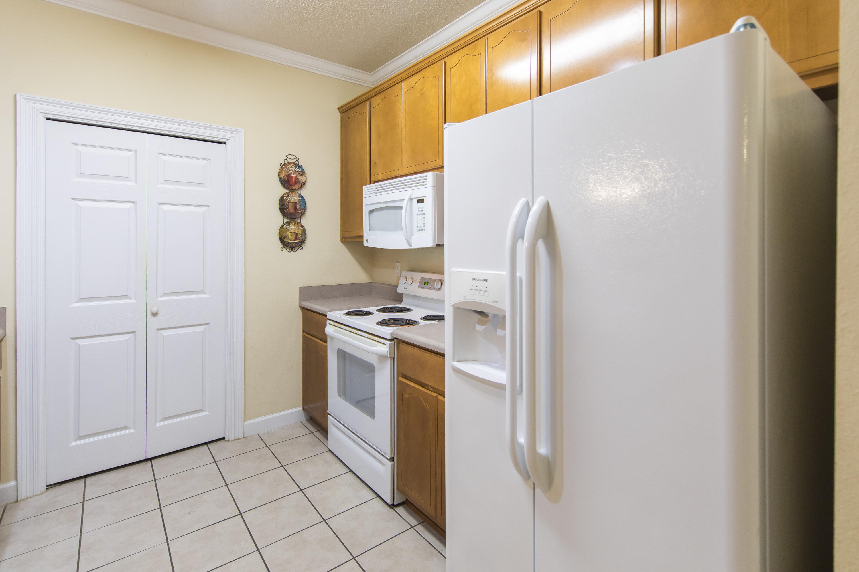 Escada - Residential