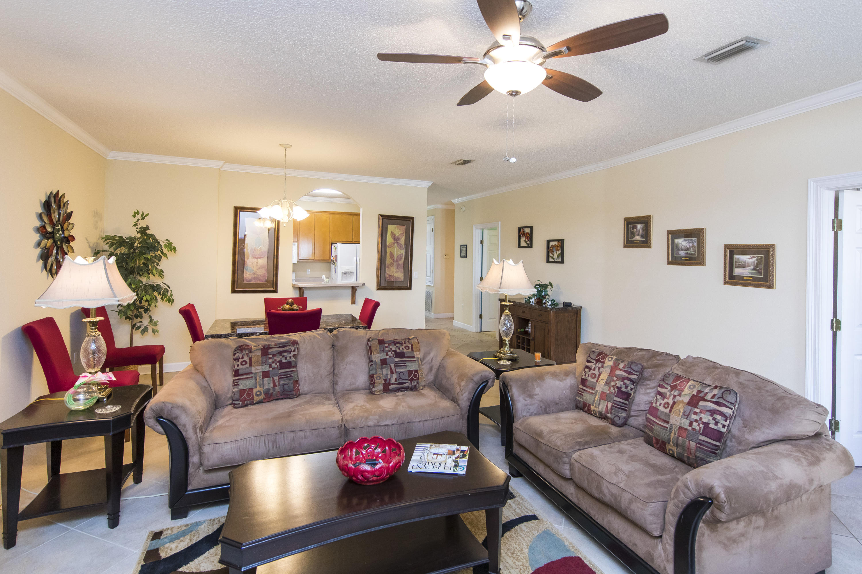 Escada - Residential