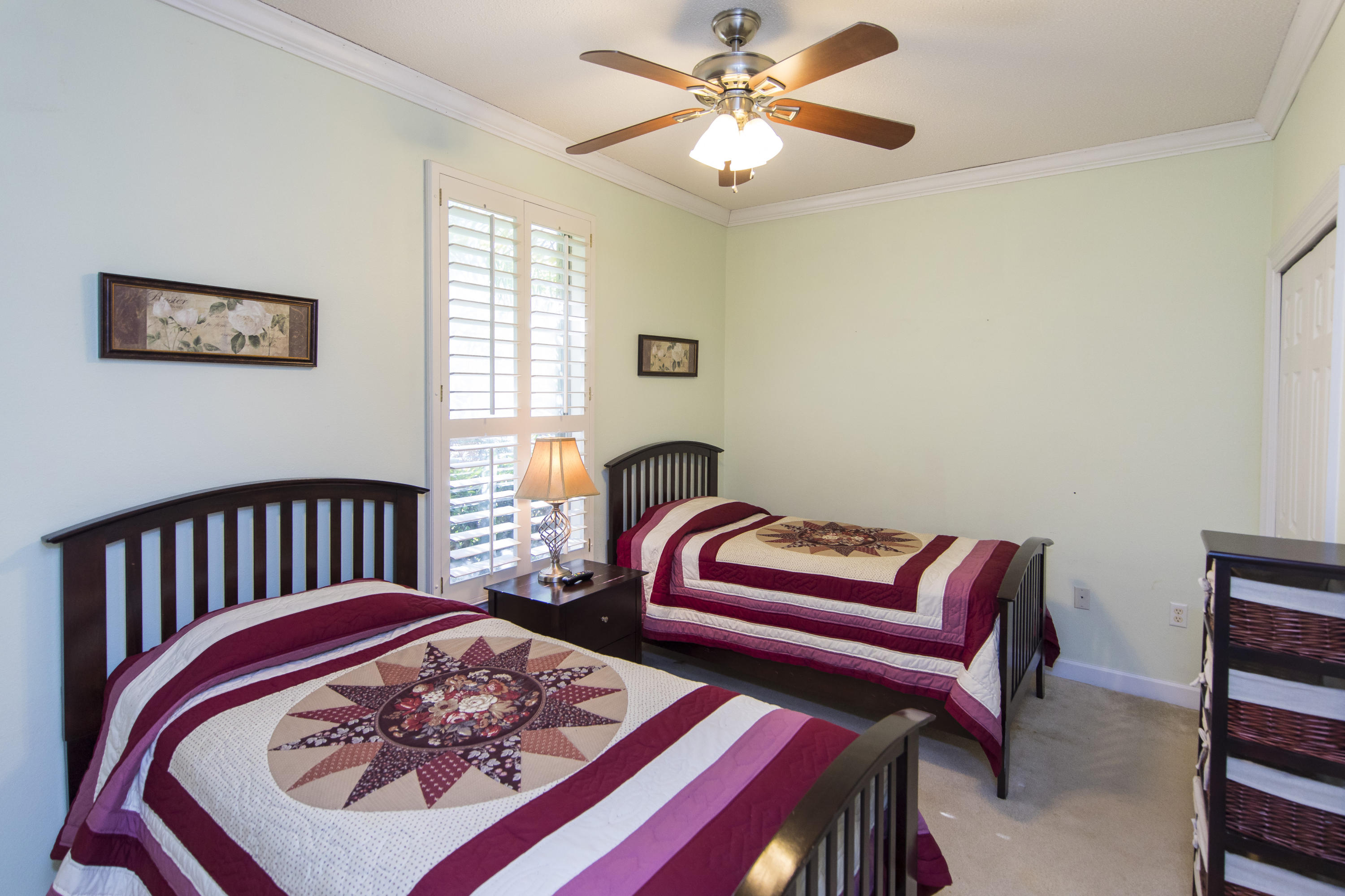 Escada - Residential