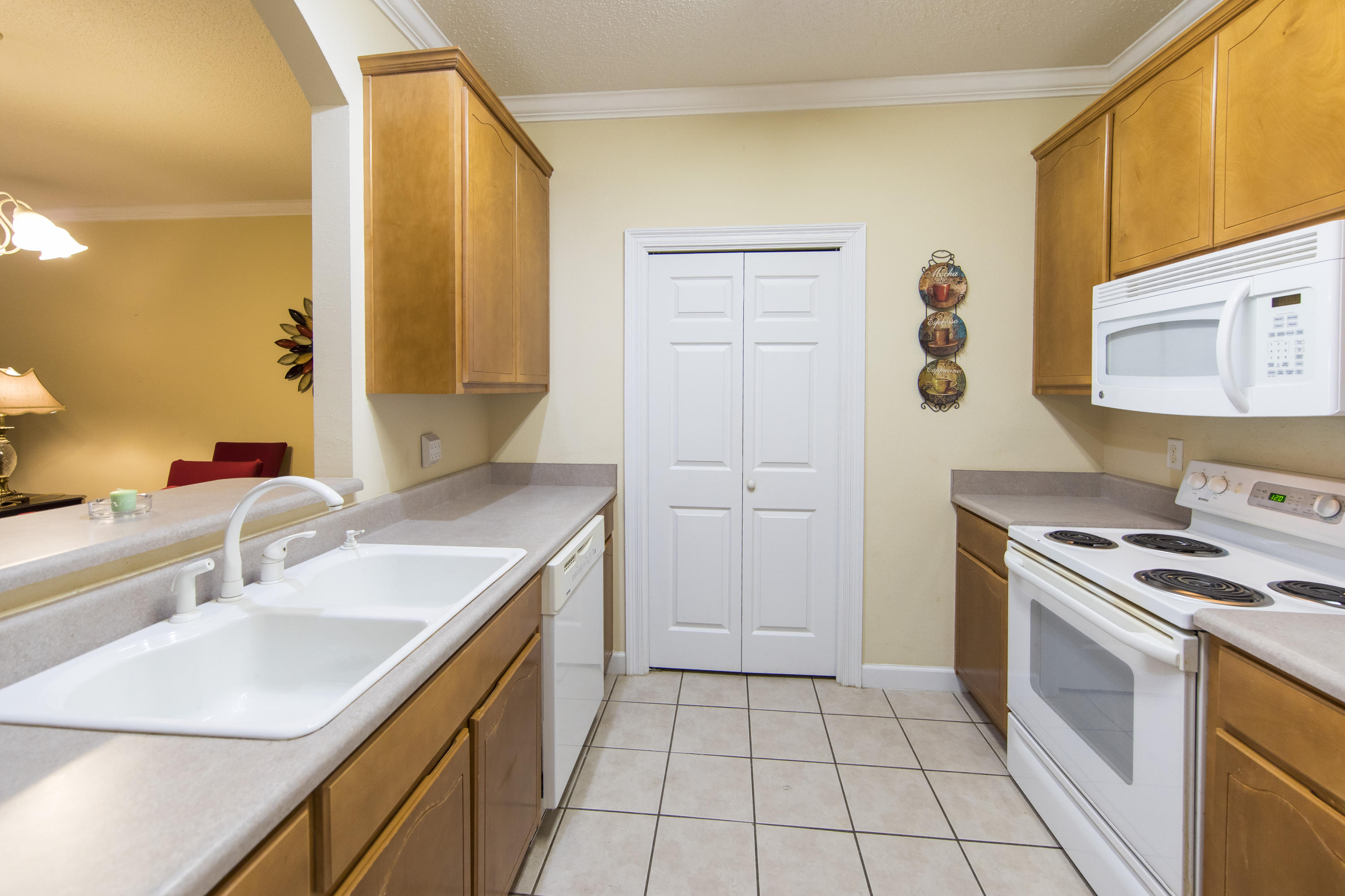 Escada - Residential