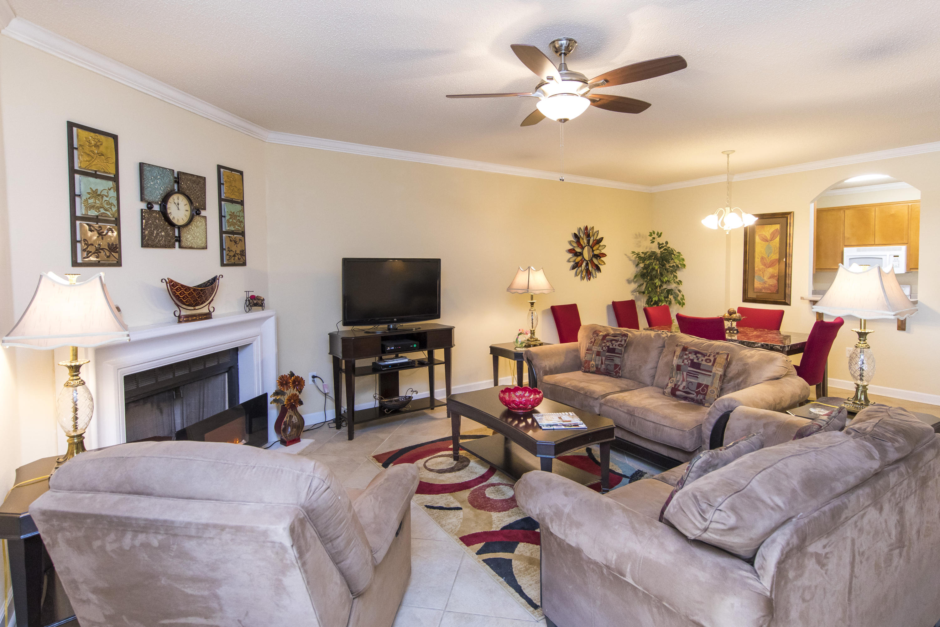 Escada - Residential