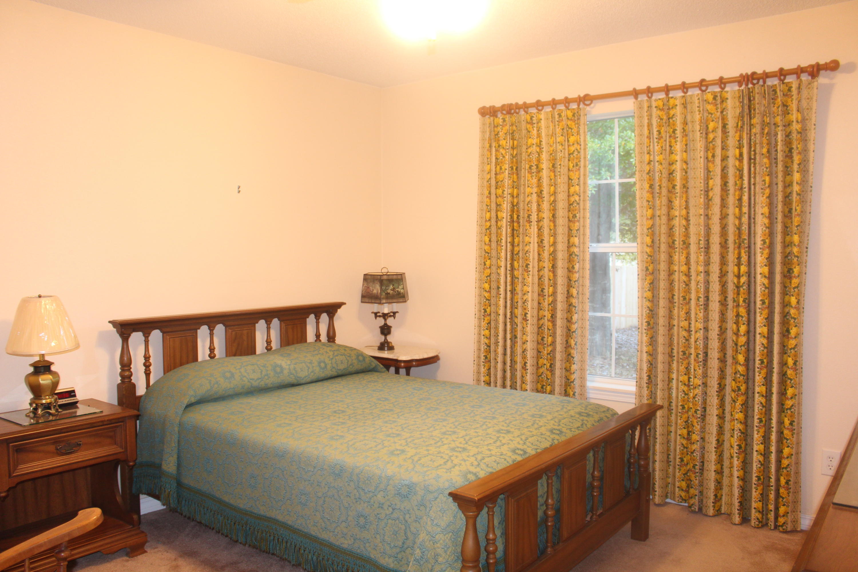 ROLLING HILLS ESTATES - Residential