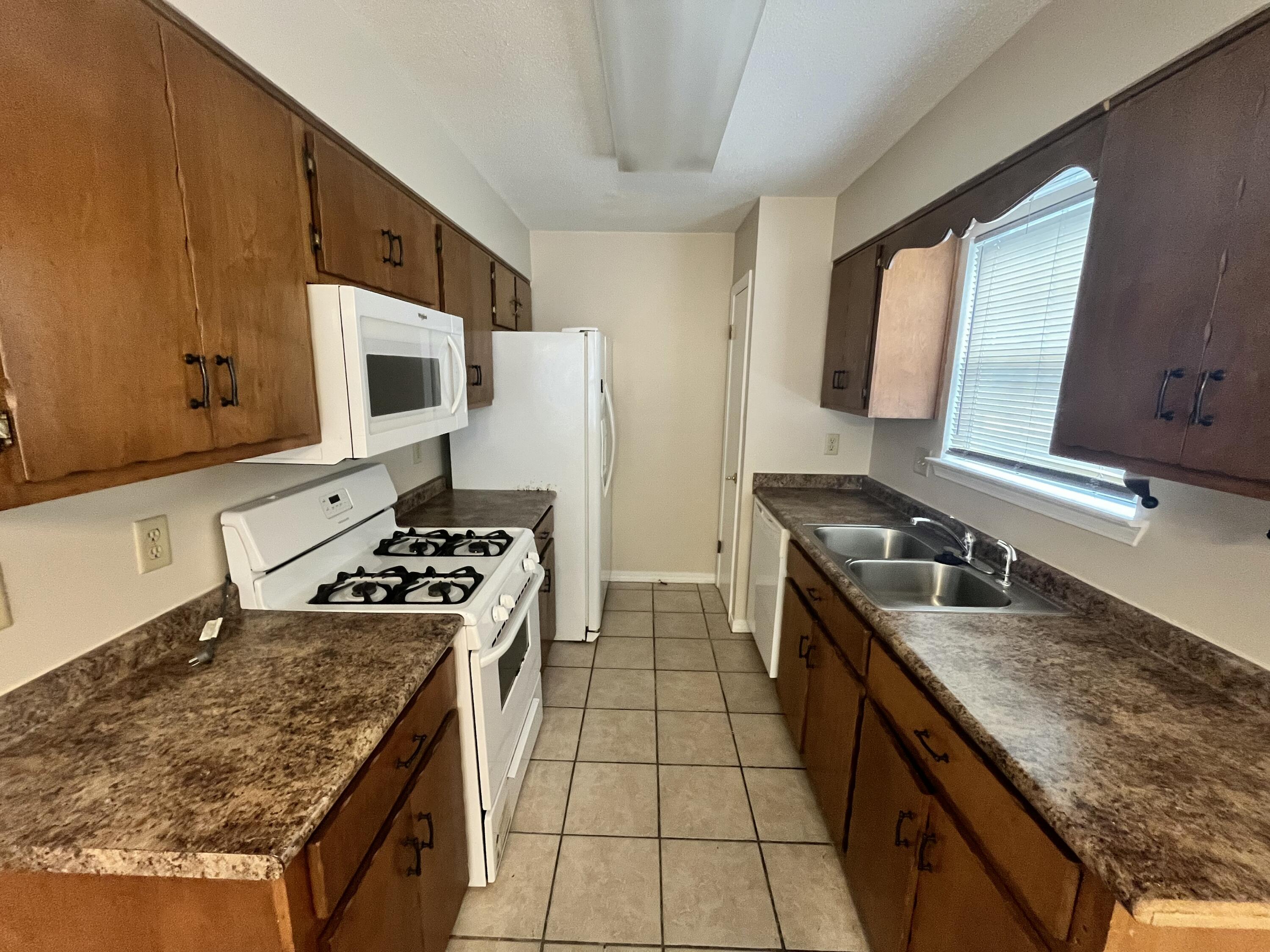 WINDGATE - Residential Lease