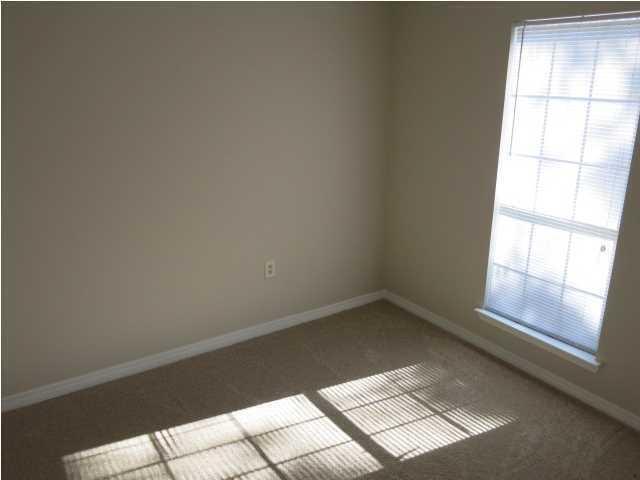 WINDGATE - Residential Lease