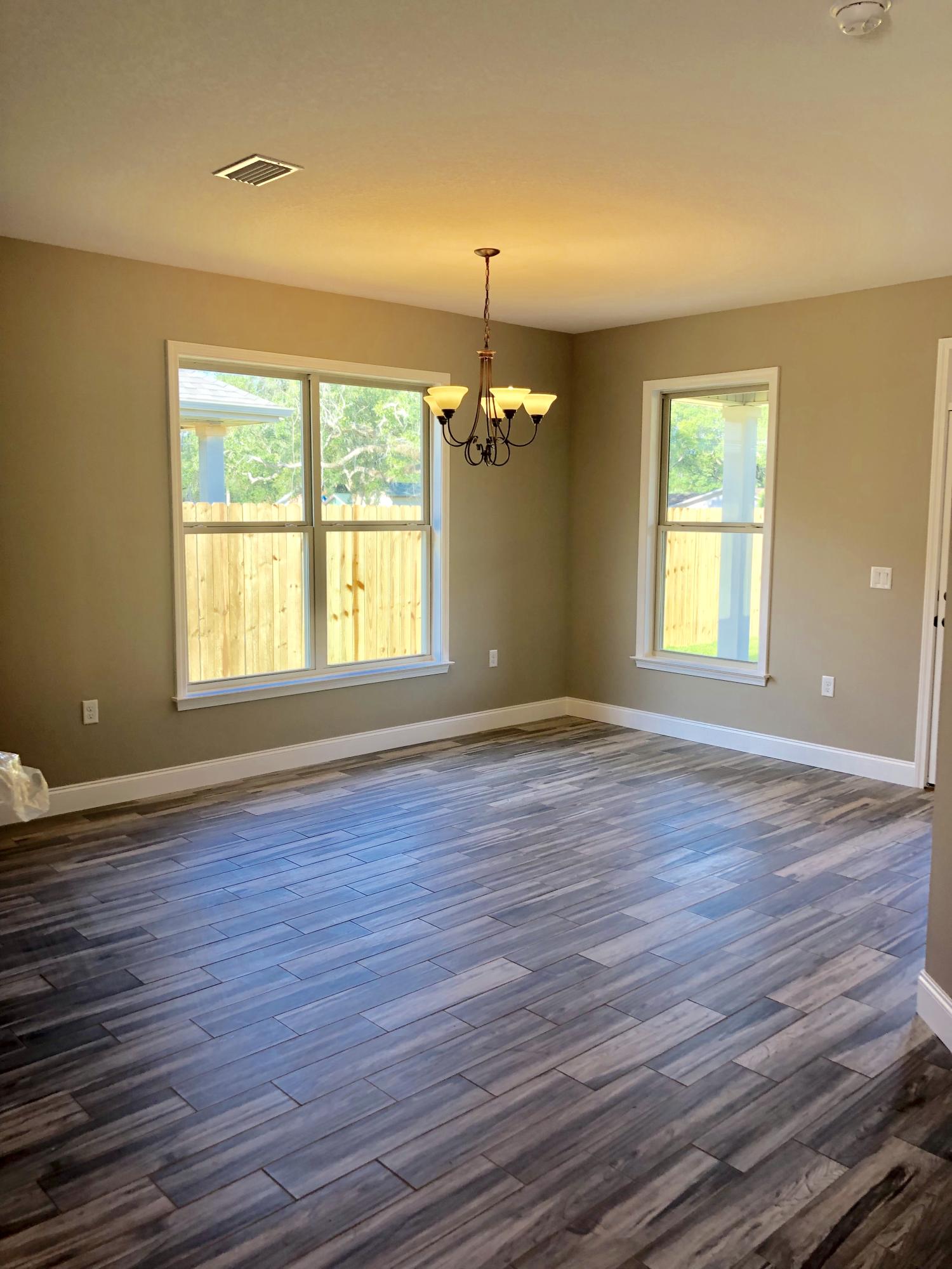 CREDENCE CROSSING - Residential