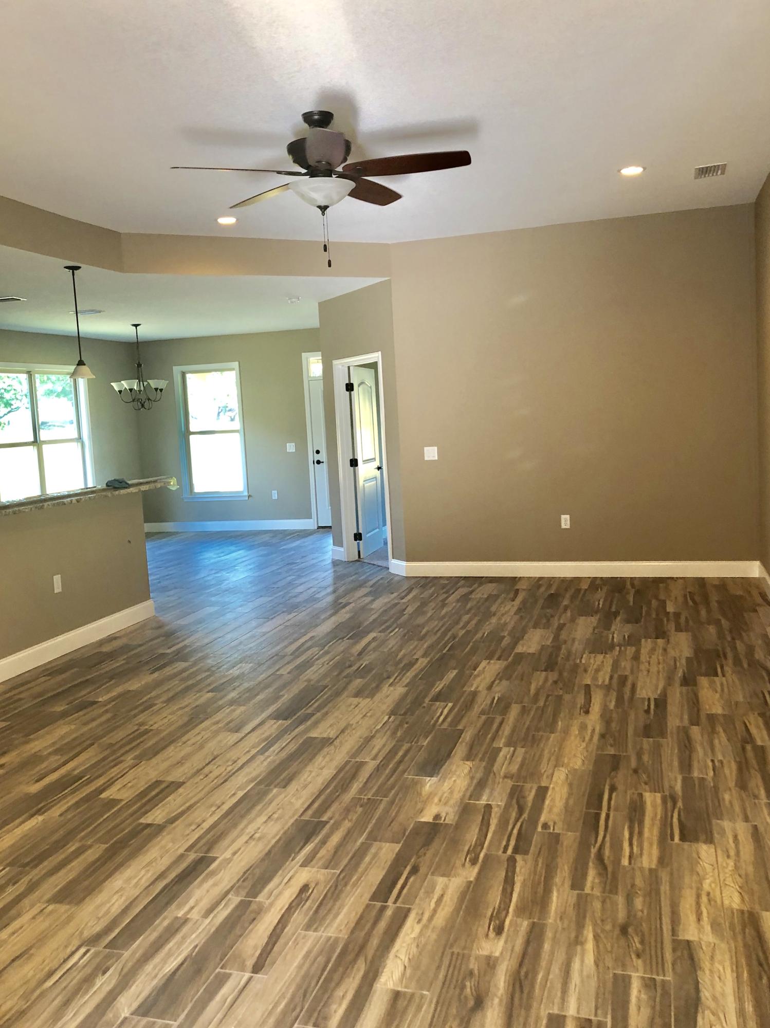 CREDENCE CROSSING - Residential