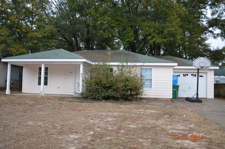 This property is an REO home. This newly constructed home was built in 2007 and has hardi siding, vinyl trim and comes with a 1 car garage. Back yard is fenced. Inside, this home has 3 bedrooms, 2 baths and galley kitchen. Tiled floors in wet areas and carpet in remaining. Home is missing fixtures and appliances as well as HVAC, but pricing reflects these defects. Due to these issues home will not qualify for all financing. Call today to schedule your viewing.