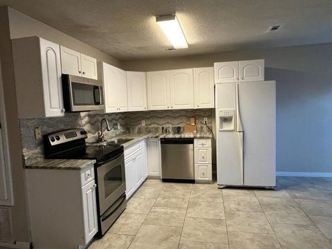 Photo of 606 Virginia Oak Court, Fort Walton Beach, FL 32548 (MLS # 987632)