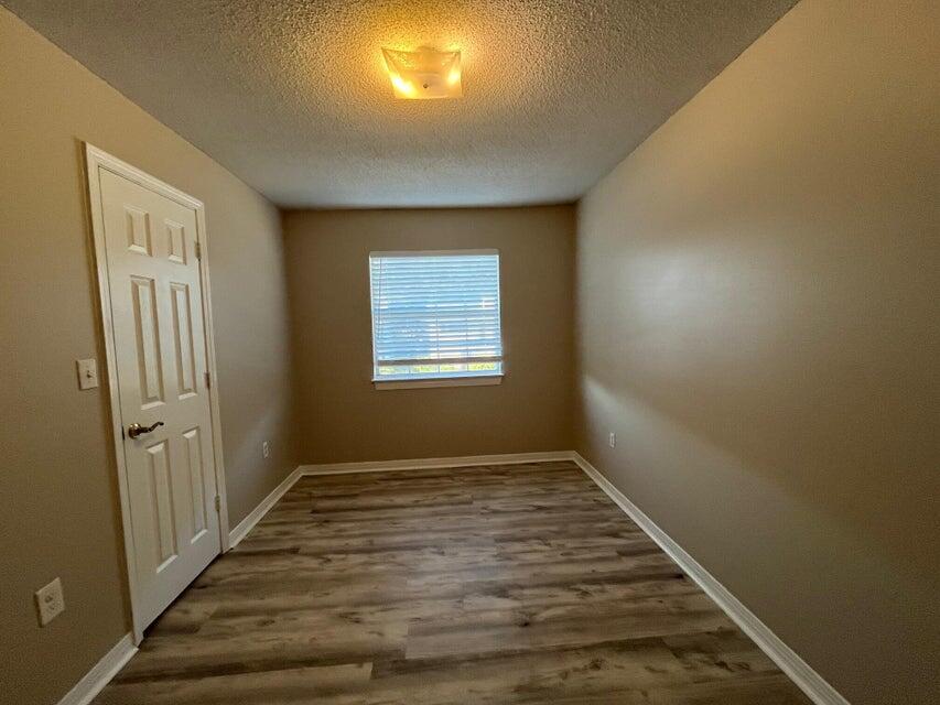 LIVEOAK S/D - Residential Lease