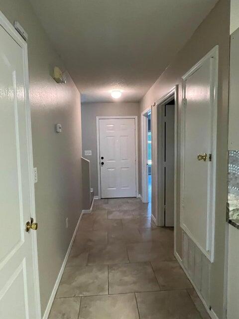 LIVEOAK S/D - Residential Lease