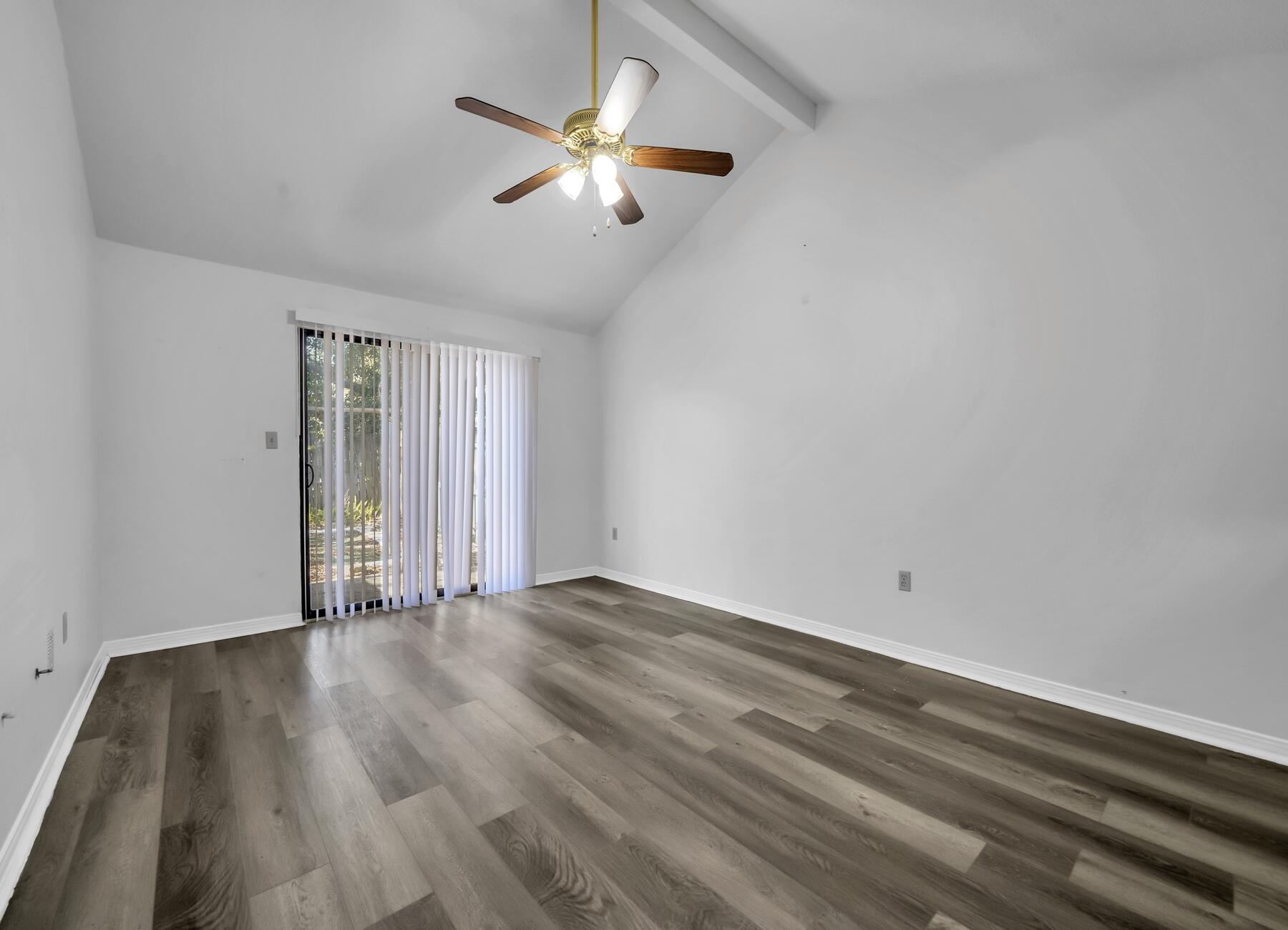 VIKING MANOR PH 1 - Residential Lease