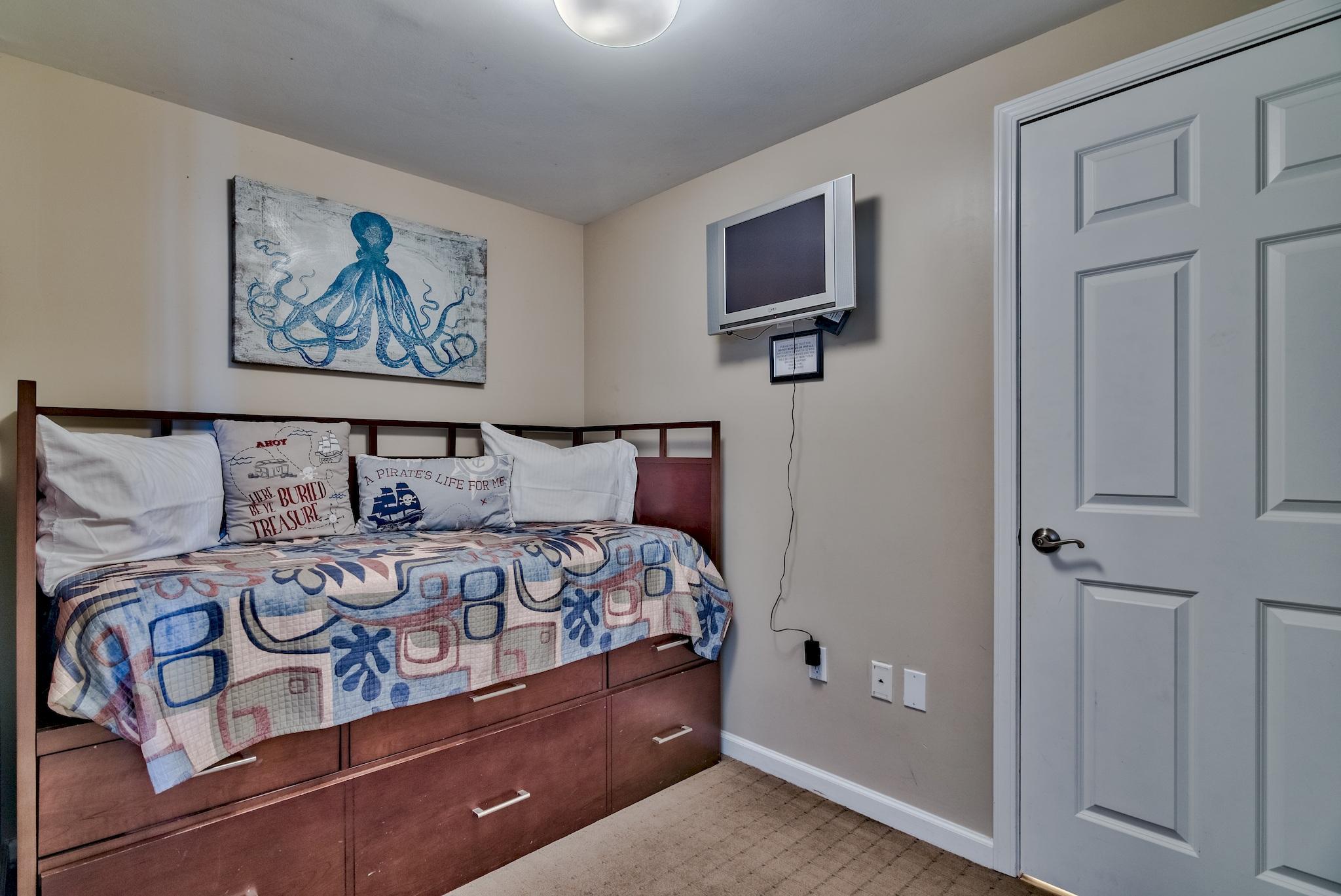 THE PALMS OF DESTIN - Residential