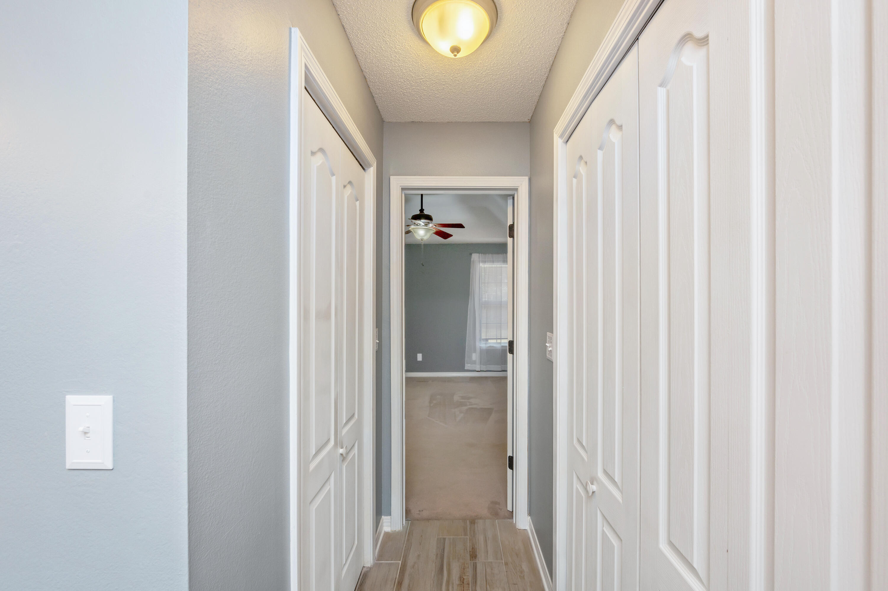 ROBLEDAL ESTATES UNIT 5 1ST ADDN - Residential