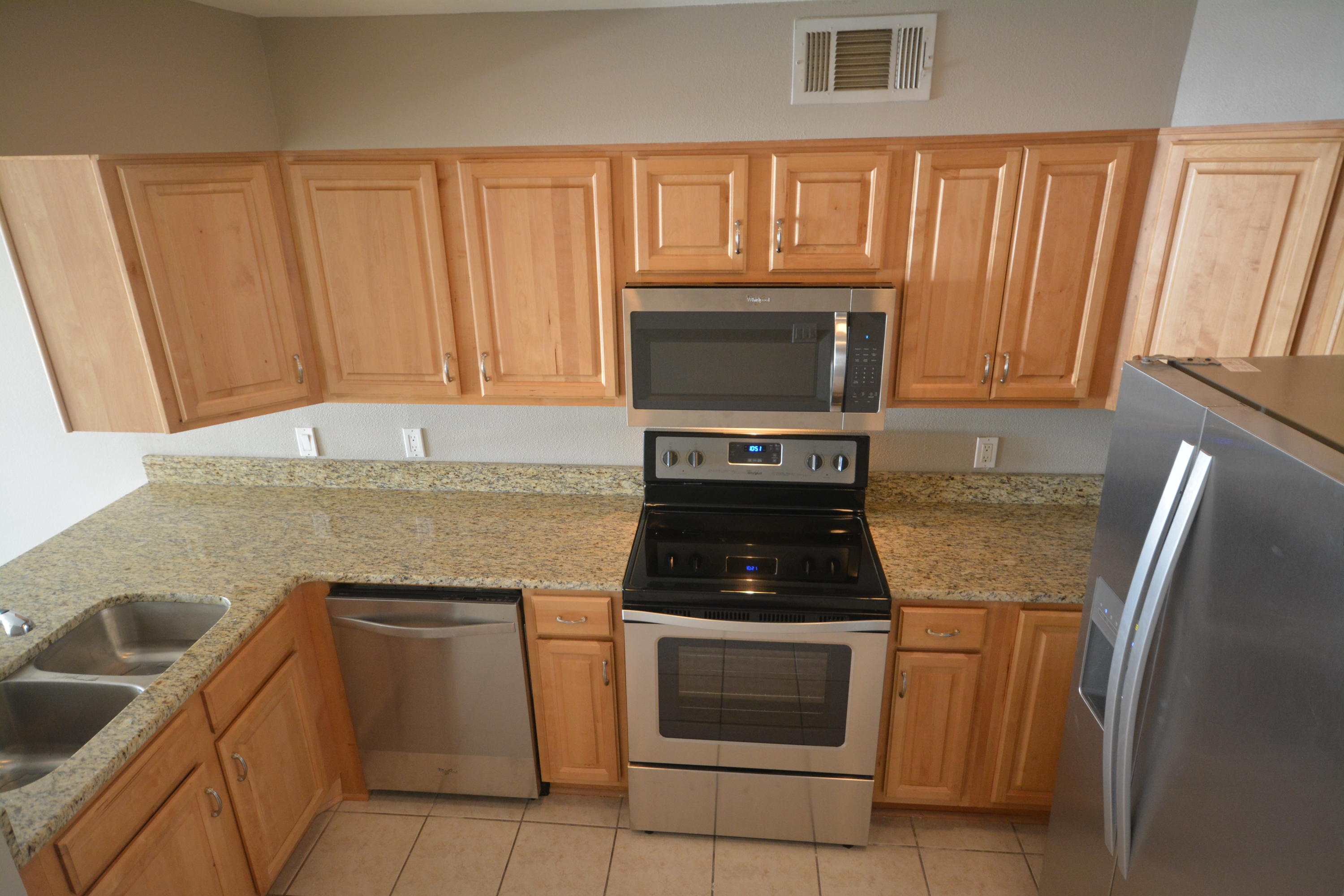 MISTY BREEZE - Residential Lease