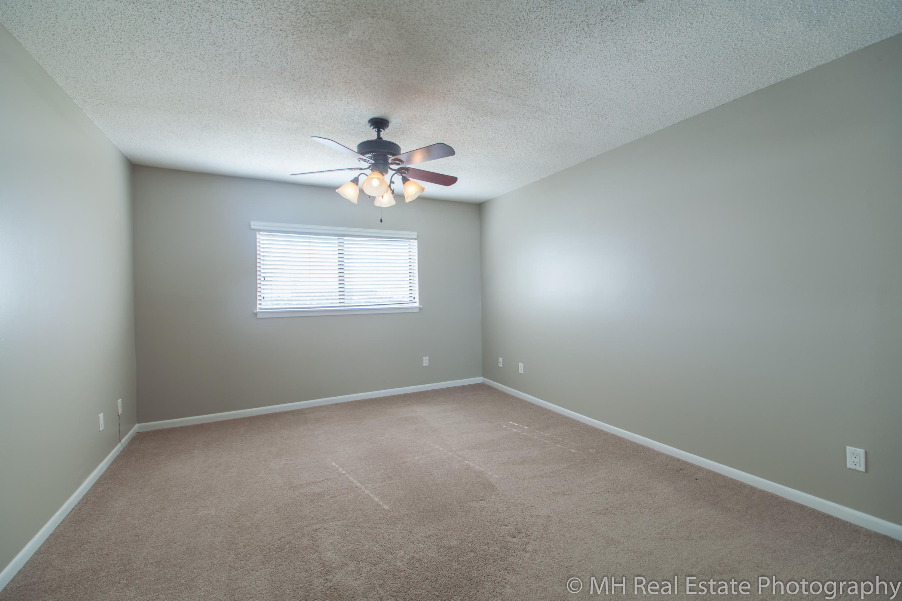 MISTY BREEZE - Residential Lease