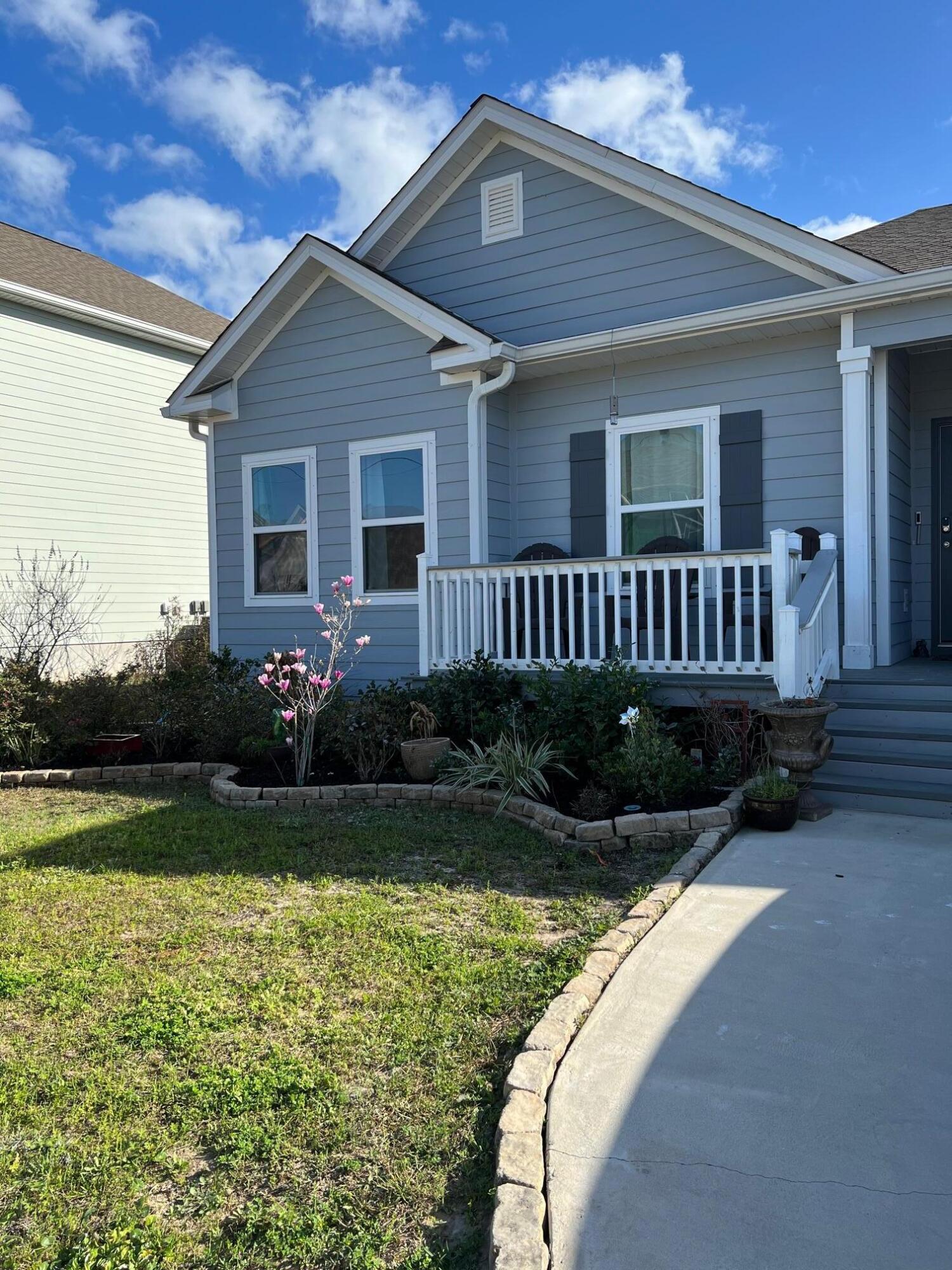 Treasure Trove - Residential Lease