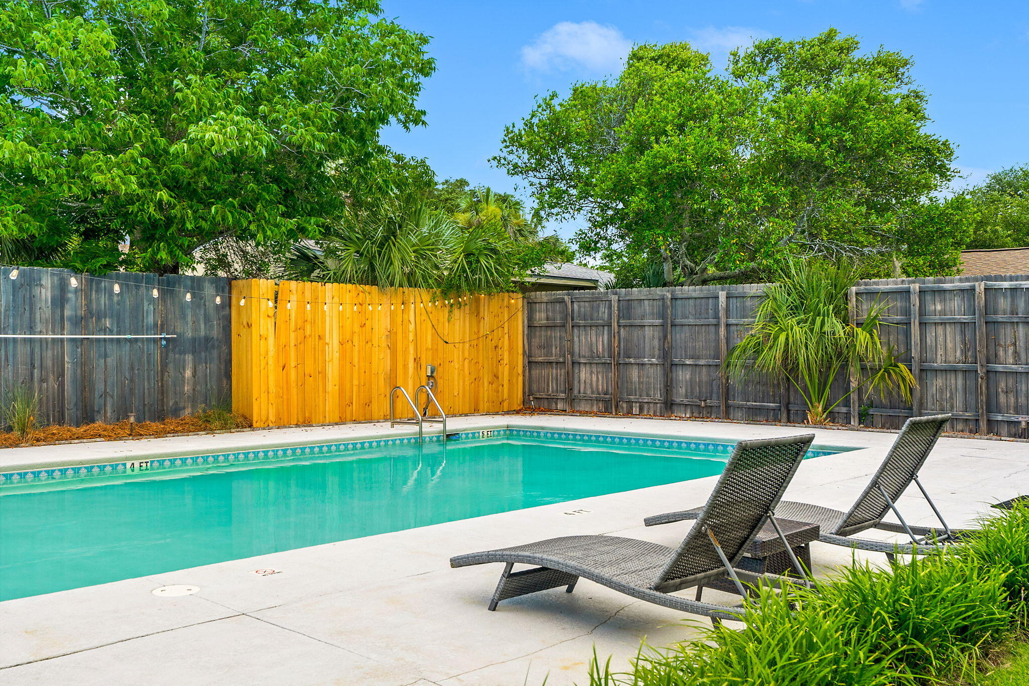 Suntime Beach U-1 - Residential