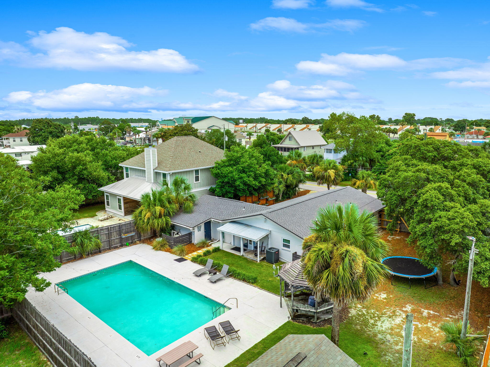 Suntime Beach U-1 - Residential