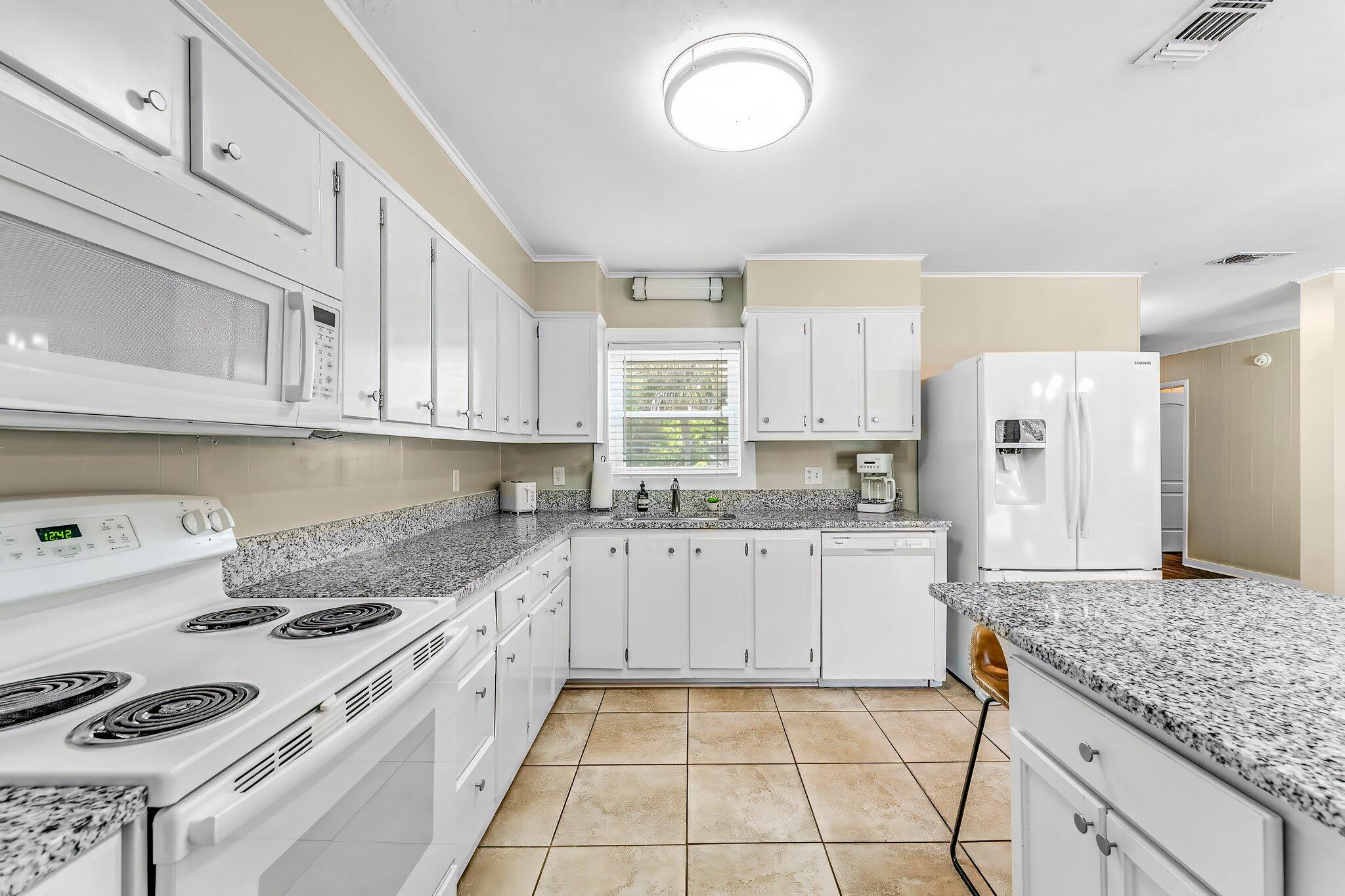 Suntime Beach U-1 - Residential