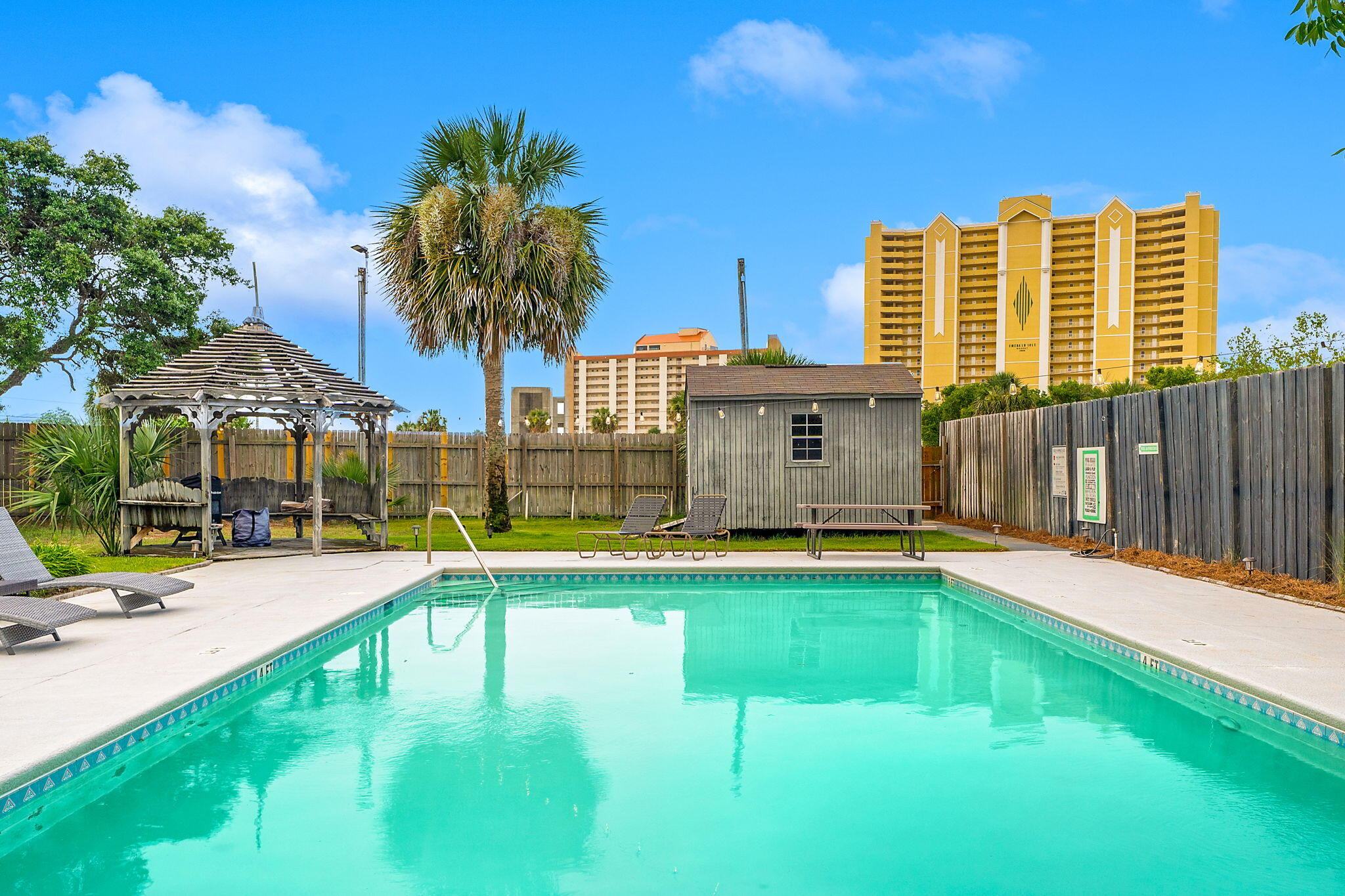 Suntime Beach U-1 - Residential