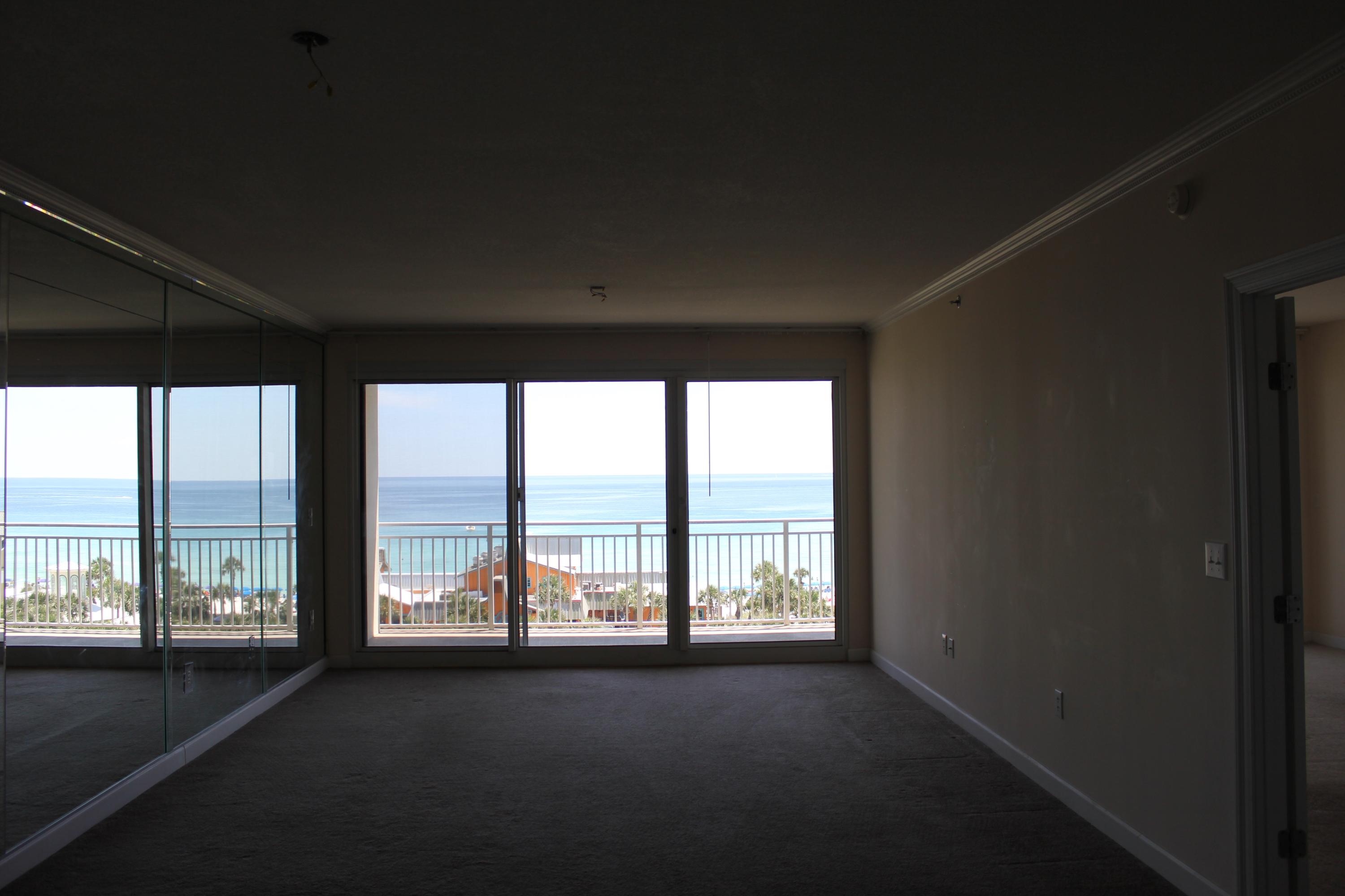 STERLING SHORES - Residential