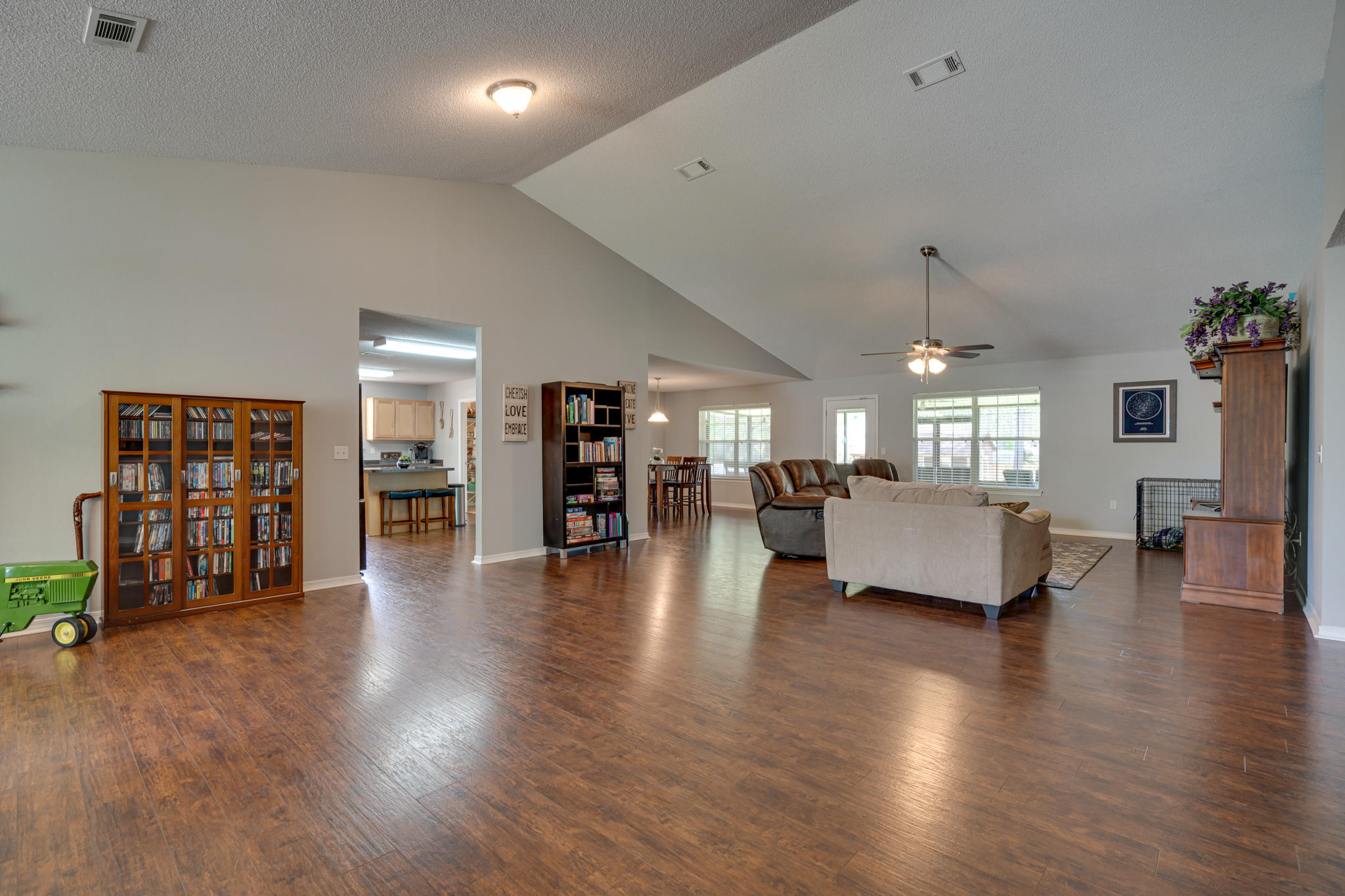 HOLLEY BY THE SEA - Residential