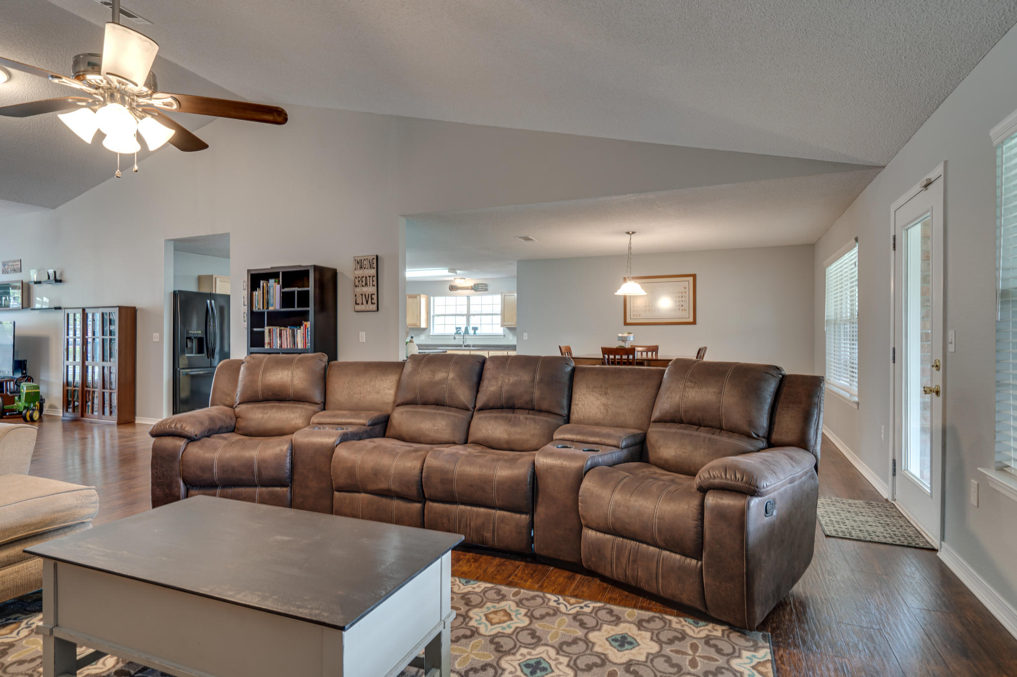 HOLLEY BY THE SEA - Residential