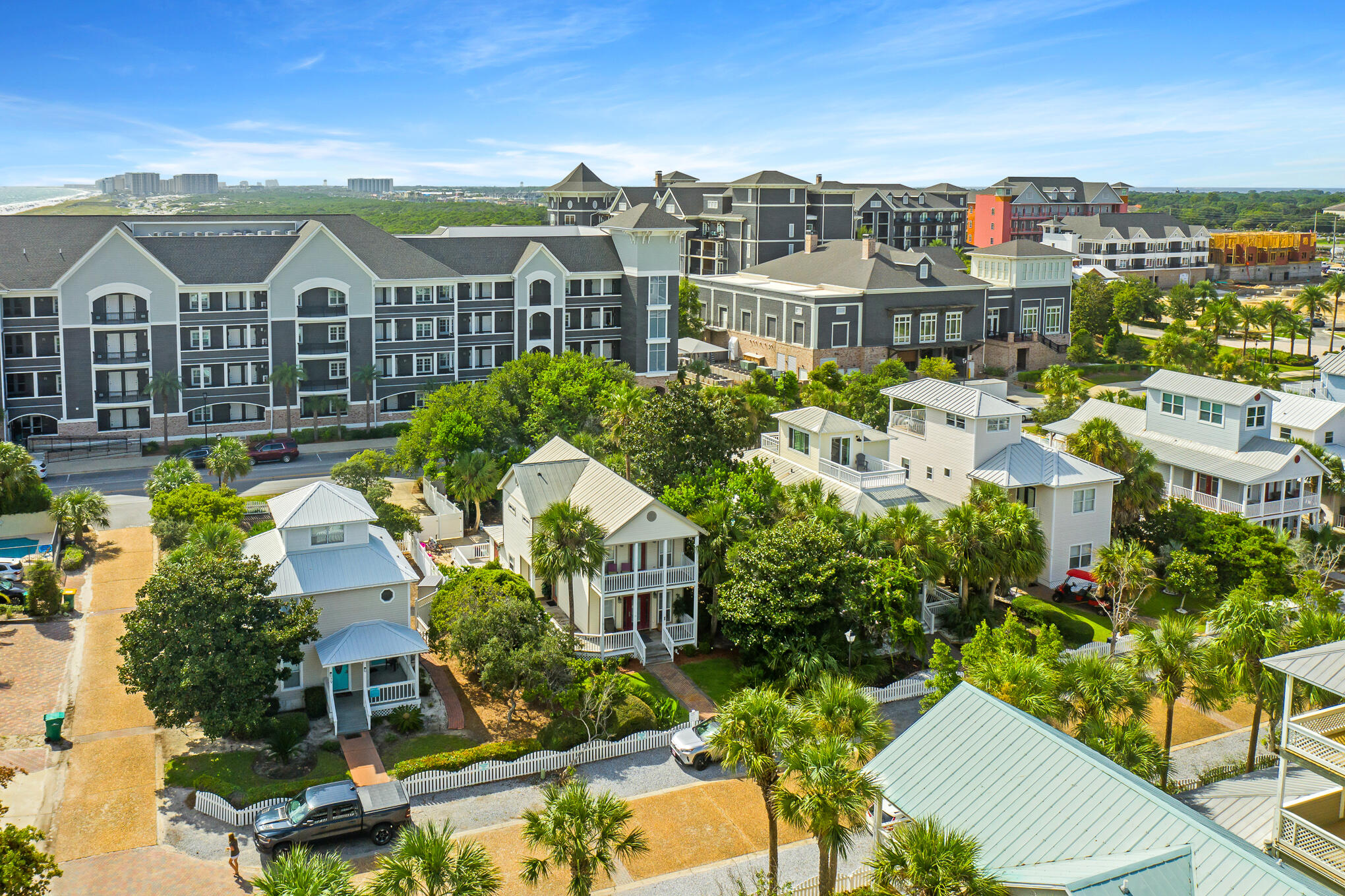 Courtyard at Crystal Beach - Residential