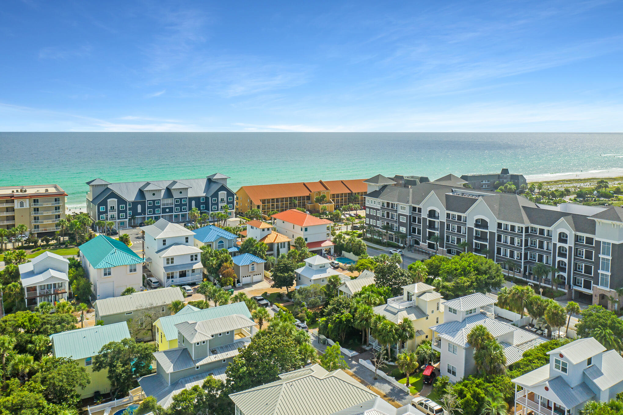 Courtyard at Crystal Beach - Residential