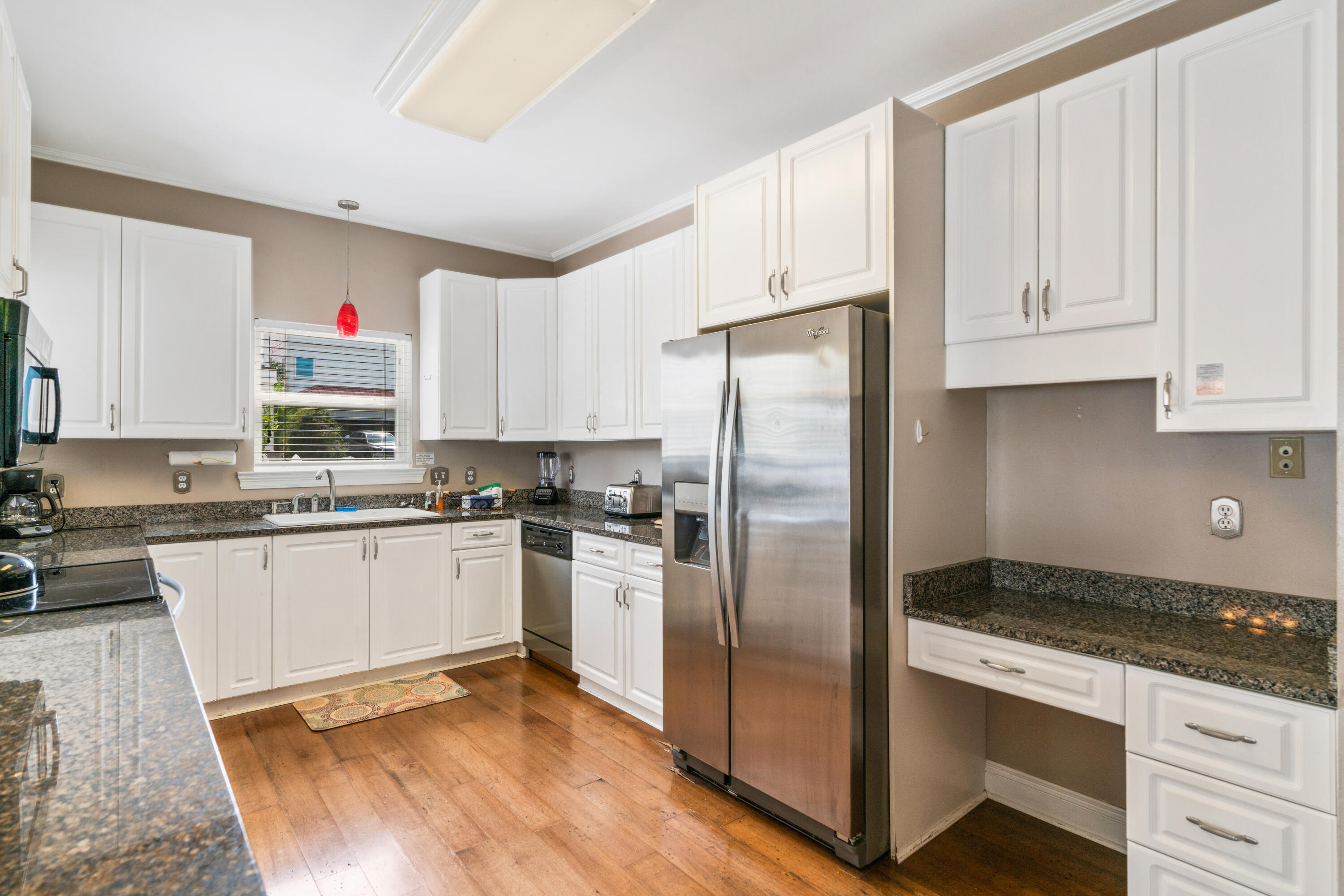 Courtyard at Crystal Beach - Residential