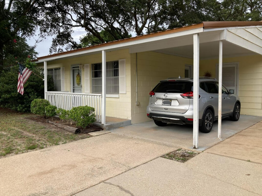 GARNIERS BEACH 7TH - Residential