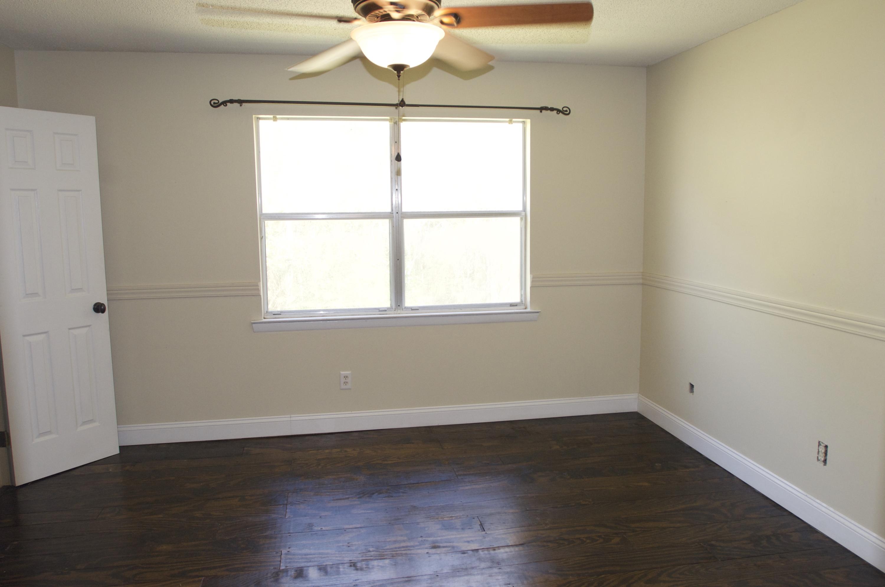 CREEKSIDE - Residential