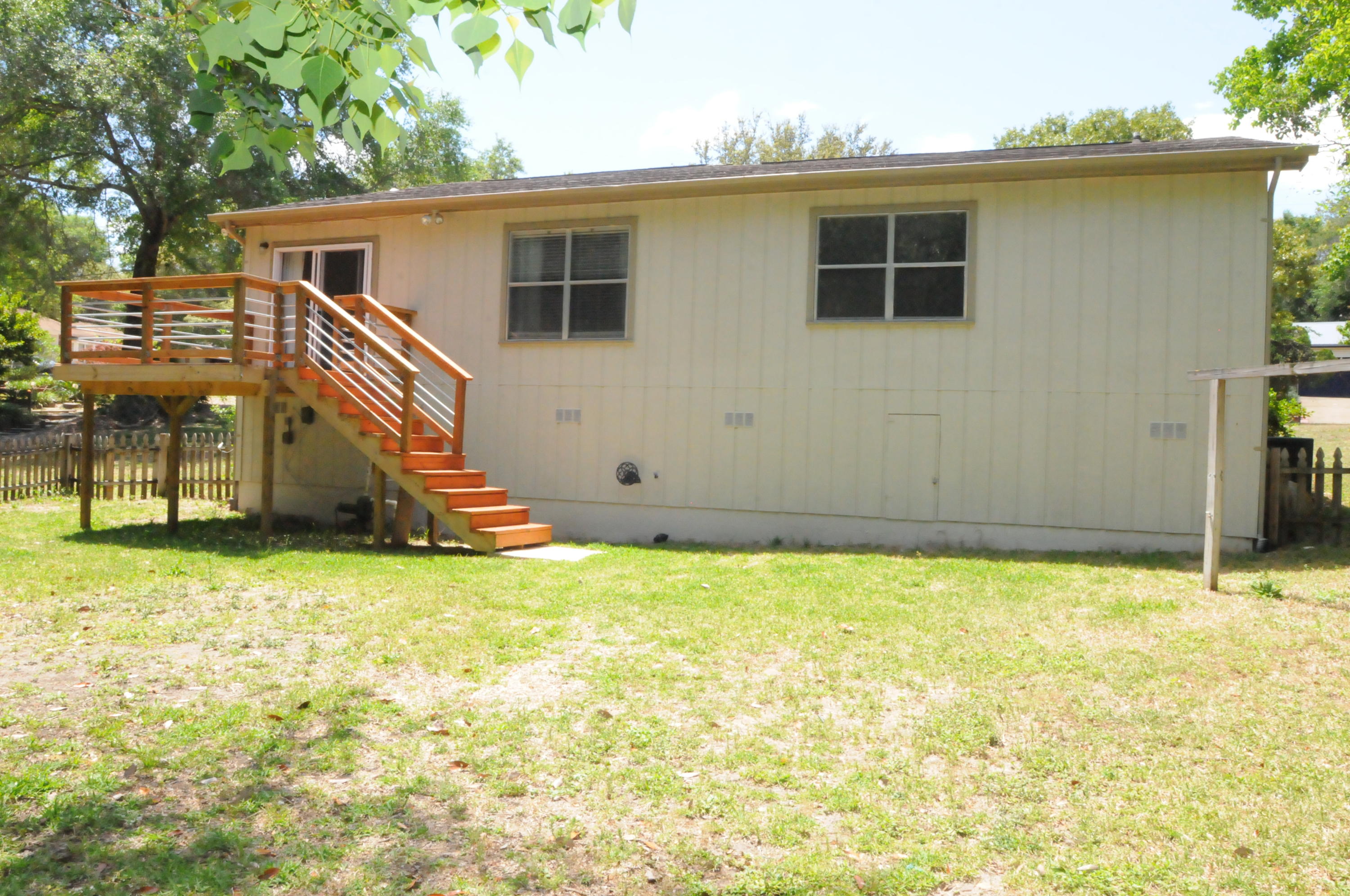 CREEKSIDE - Residential