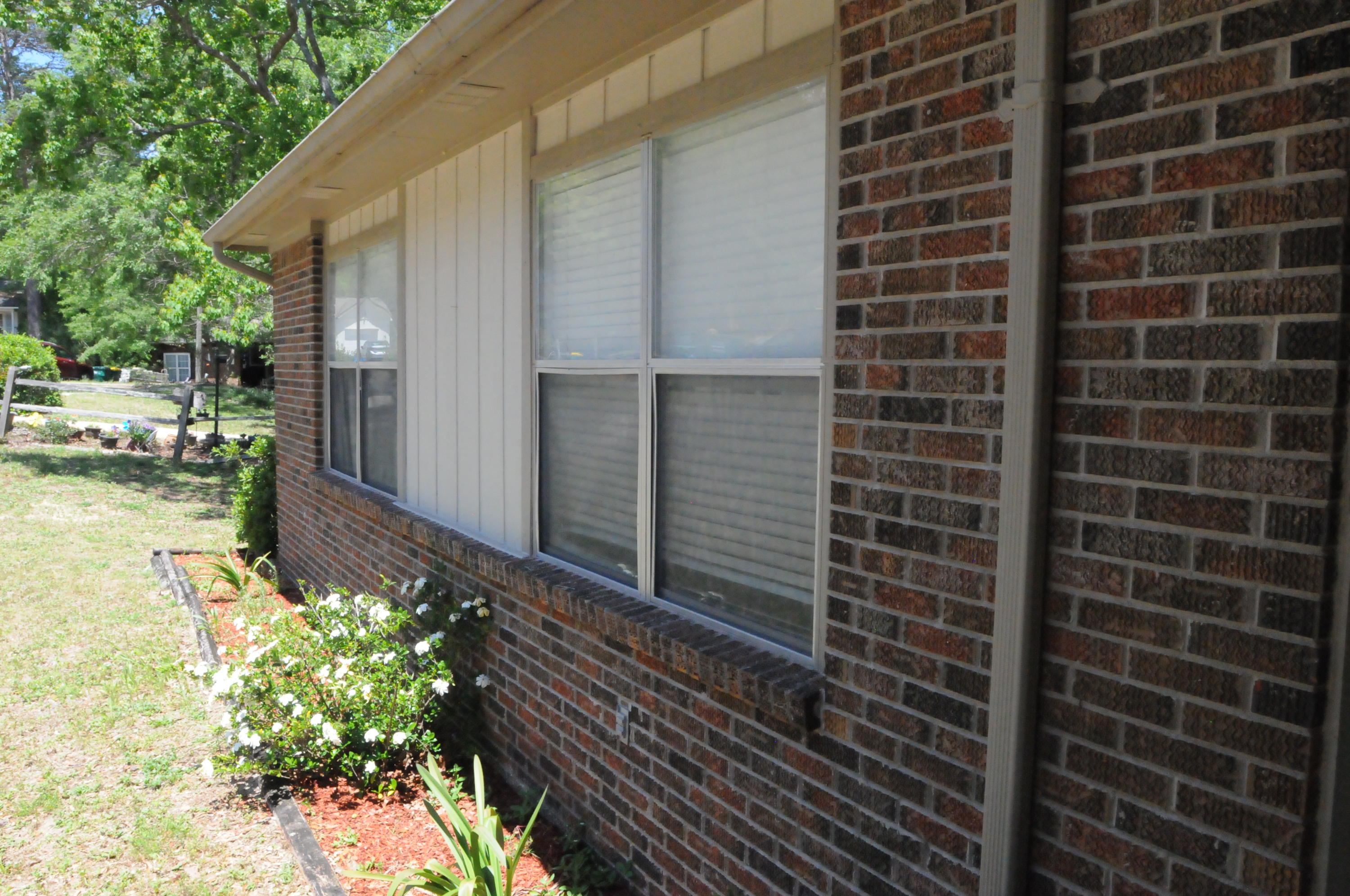 CREEKSIDE - Residential